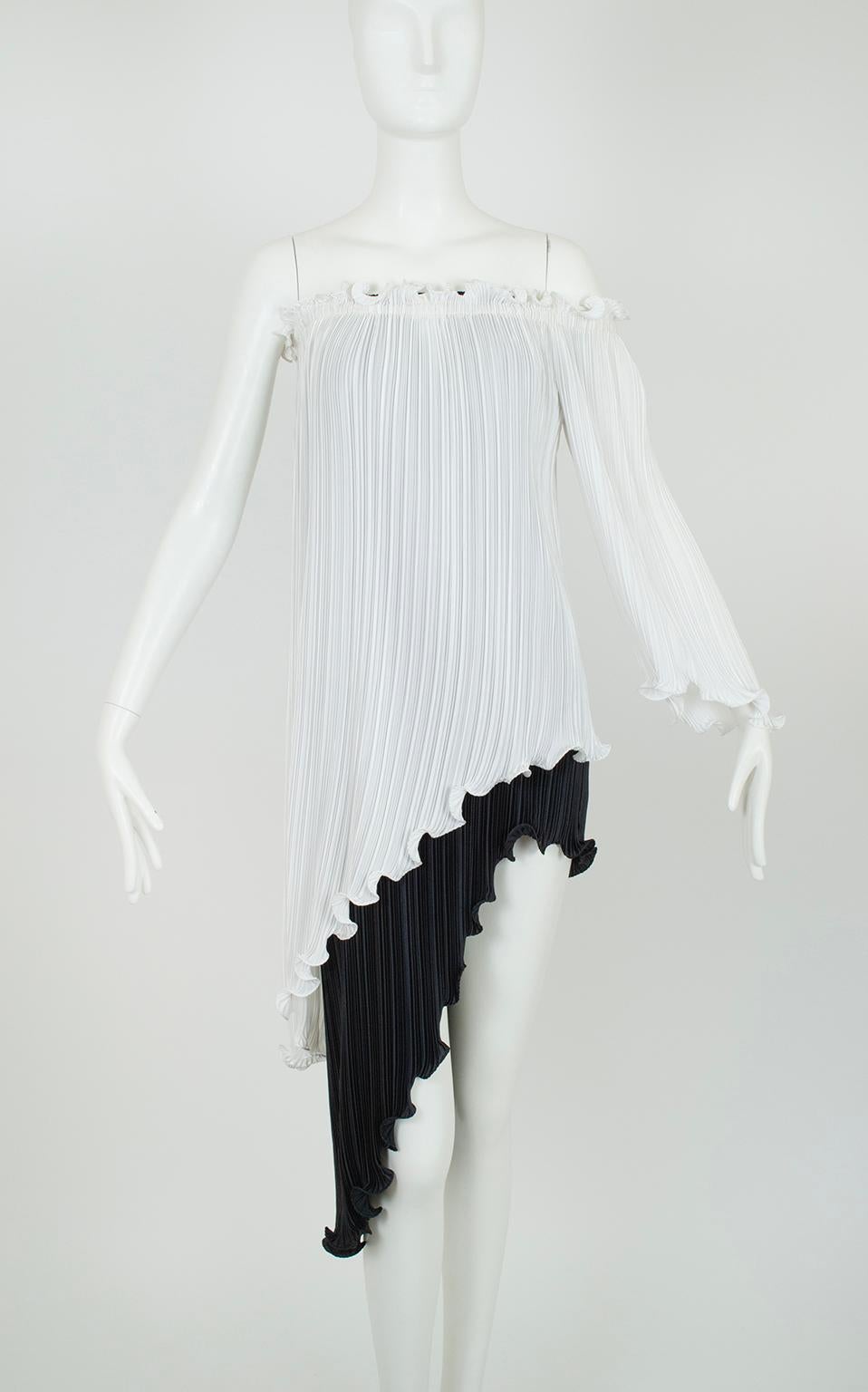 New Tarquin Ebker Black White Asymmetrical Delphos Dress w Provenance – S, 1978 For Sale 2