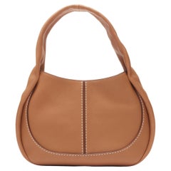 nuovi TOD's 2021 Shirt Hobo Piccola borsa a tracolla in pelle marrone con logo stampato