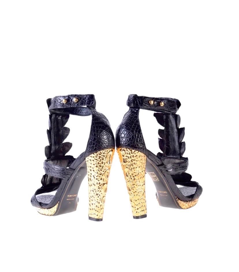 Donna Nuovo Tom Ford Nero Alligatore Piattaforma Metallizzata Oro Tacco Sandali It 41 - US 11 in vendita