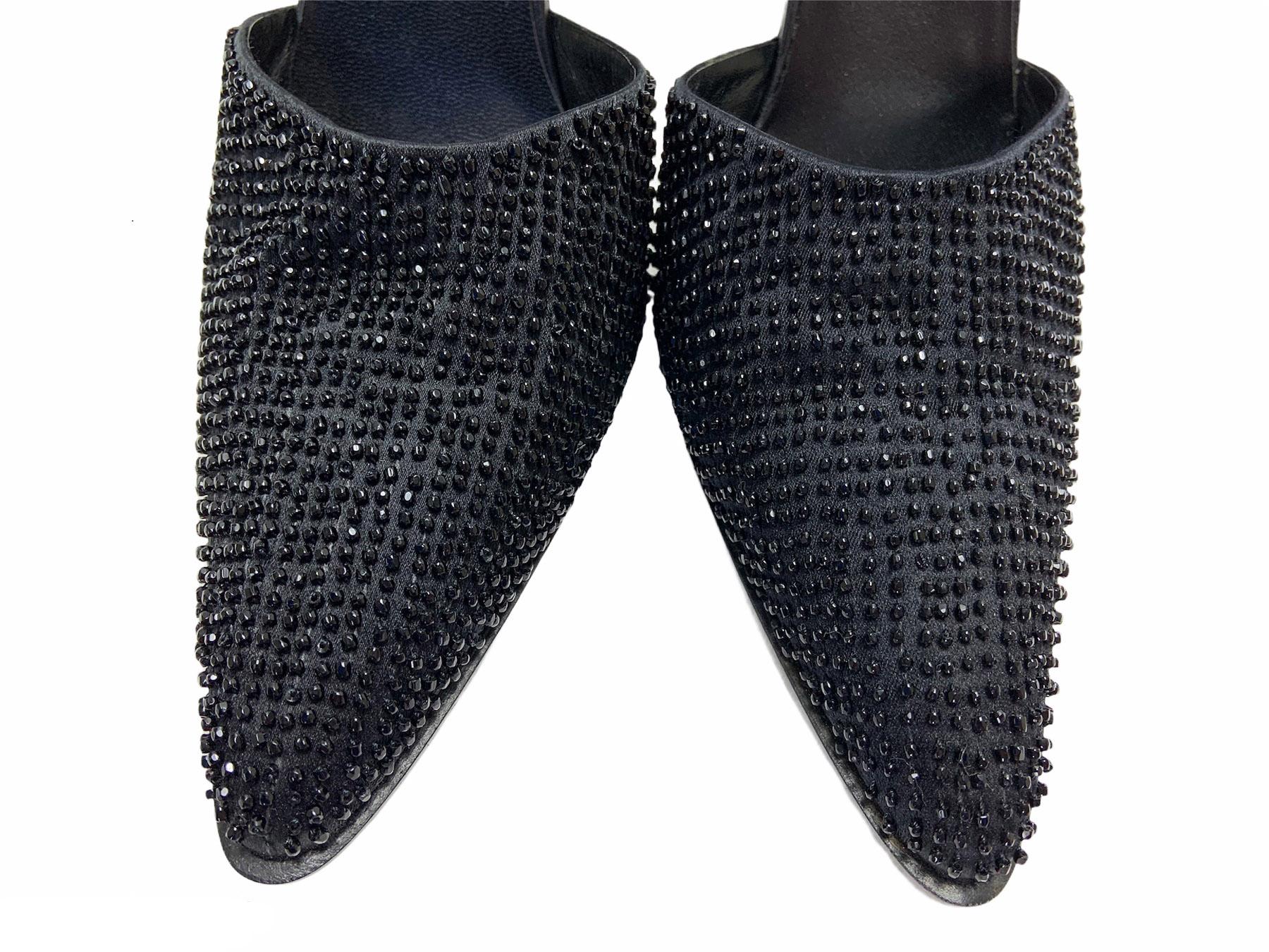 Black New Tom Ford for Gucci 1997 Collection Beaded Ankle-Strap Shoes 38 C - US 8 C For Sale