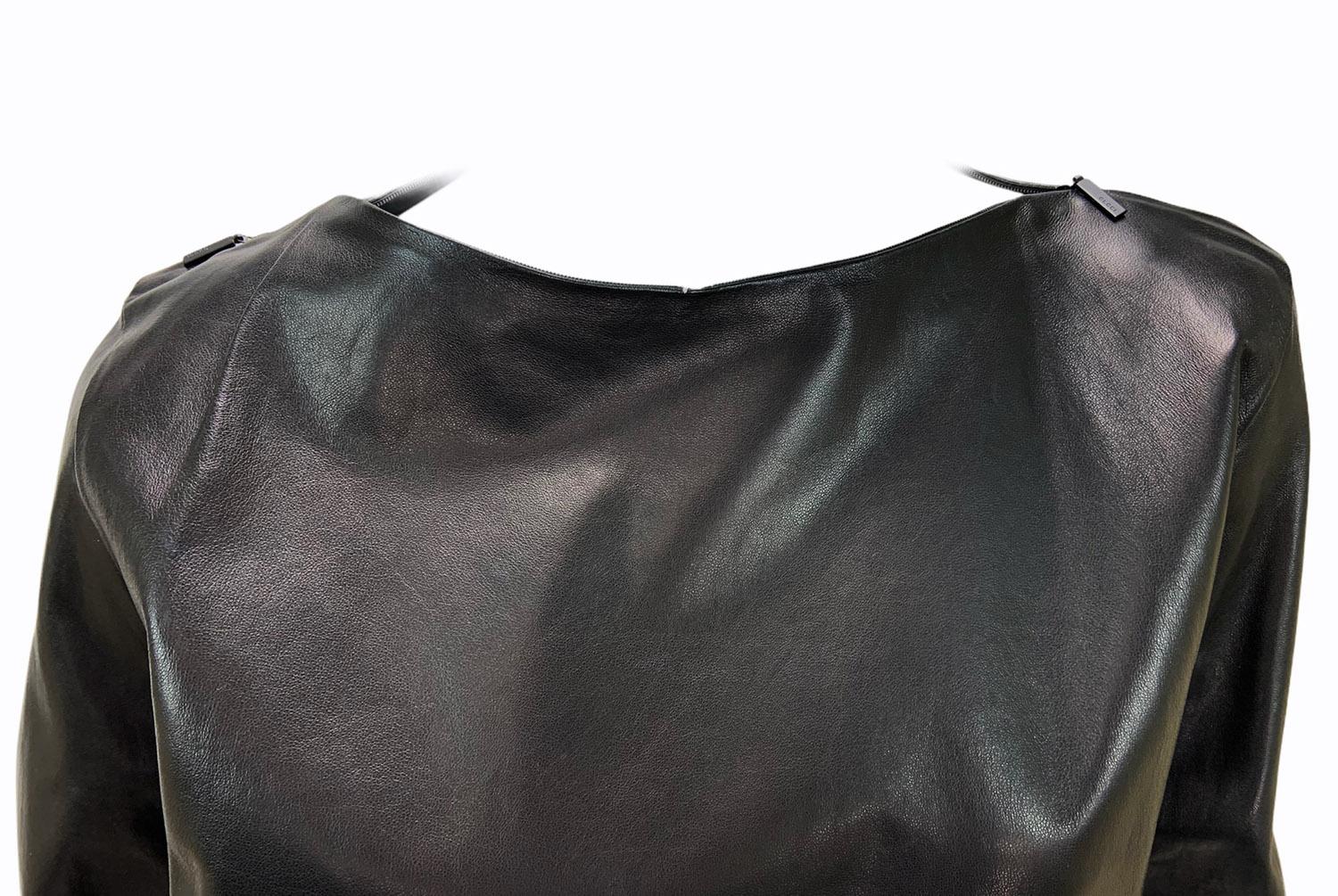 Noir New Tom Ford for Gucci 2001 Collection Black Leather Blouson Top It. 44 - 8/10 en vente