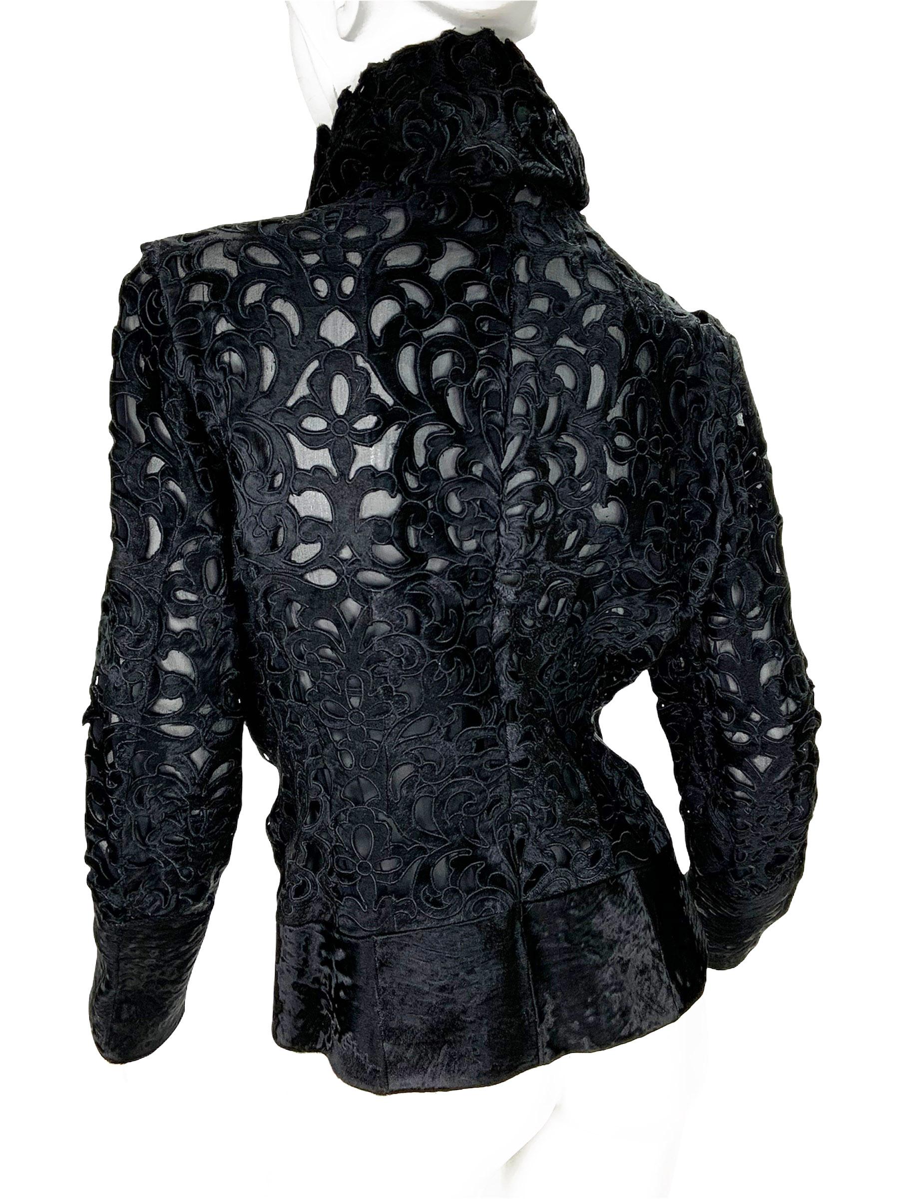 Women's New Tom Ford for Gucci 2004 Collection Black Lamb Fur Laser Cut Jacket 42 - US 6 For Sale