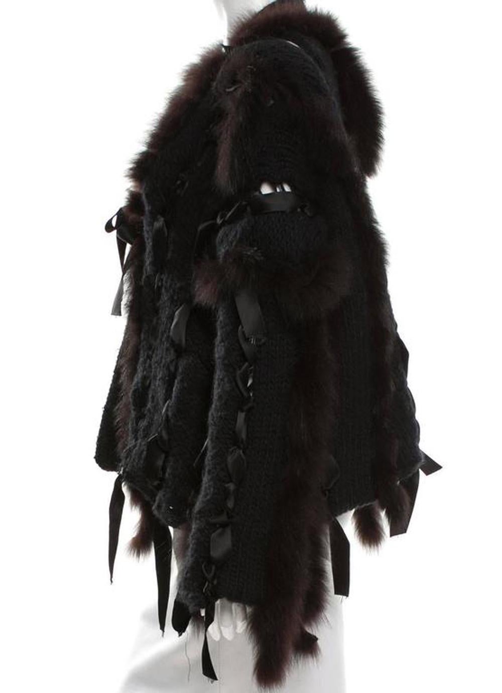 TOM FORD für GUCCI Schwarzer Wollpullover Strickjacke mit Bändern und Fuchspelz Größe M 2