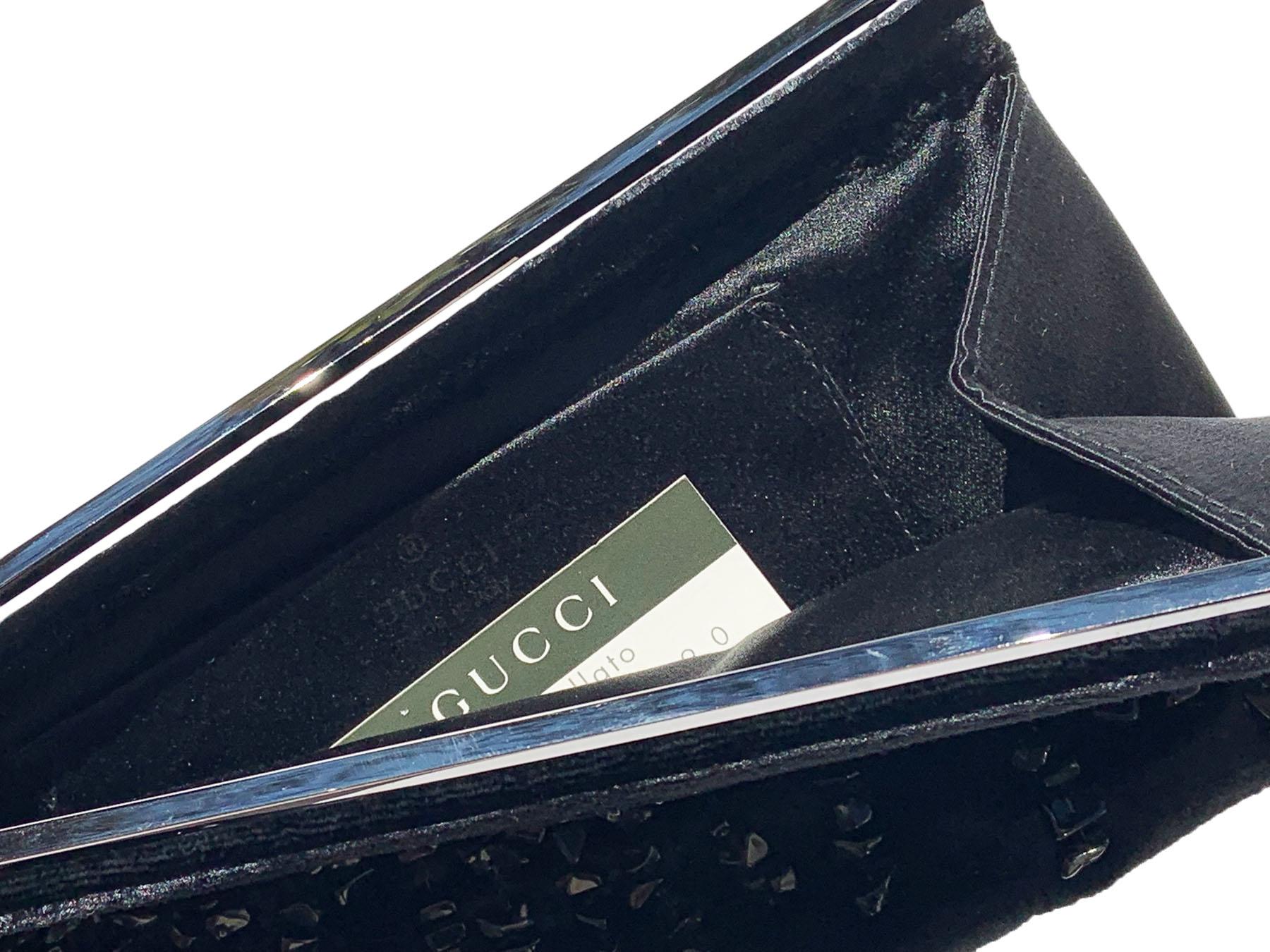 Nuovo Tom Ford for Gucci FW 1999 Velluto Onyx Beaded Knee Boots & Clutch 37 e 37.5 in vendita 11