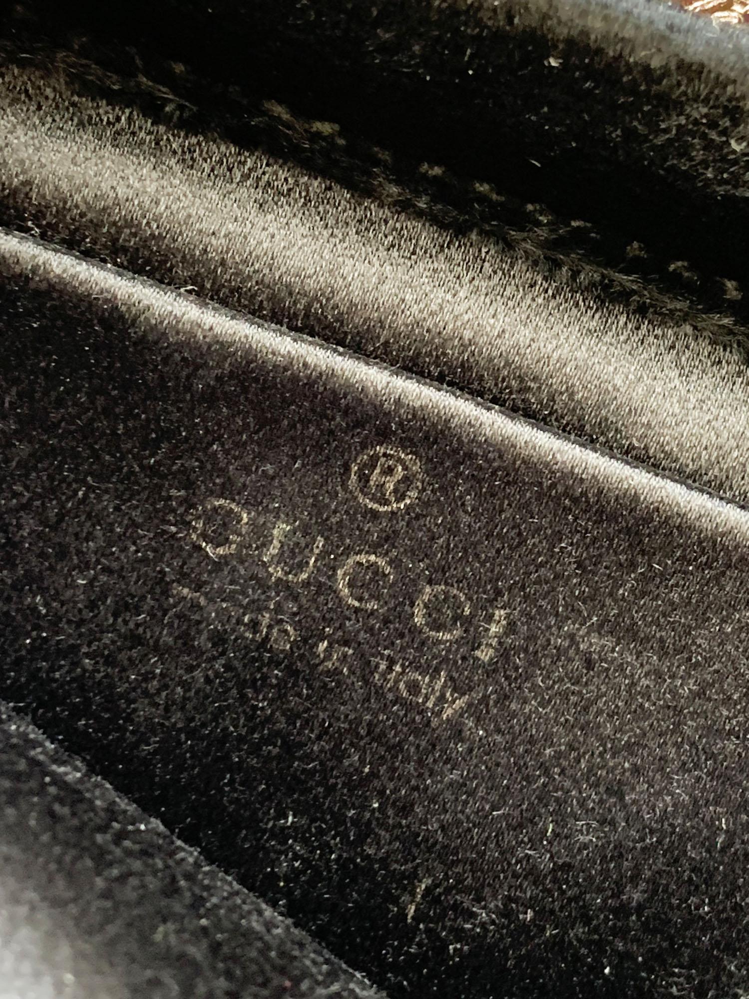 Nuovo Tom Ford for Gucci FW 1999 Velluto Onyx Beaded Knee Boots & Clutch 37 e 37.5 in vendita 12
