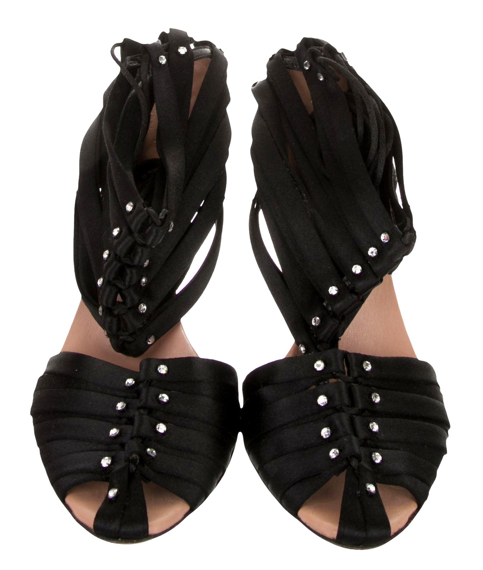 Noir Chaussures corset Tom Ford pour Gucci en satin et cristal de crocodile noir, taille 6 B, printemps-été 2004 en vente