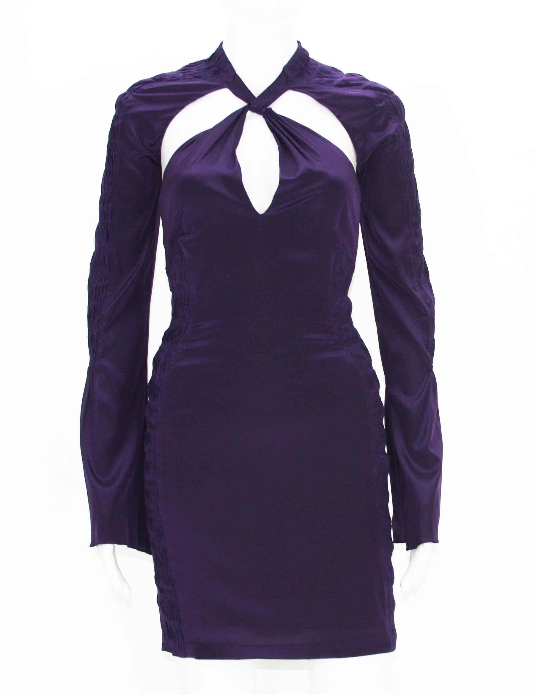 Tom Ford for Gucci, robe dos nu plongeant en soie violet profond, défilé P/É 2004, taille 38 et 44, neuve Neuf - En vente à Montgomery, TX