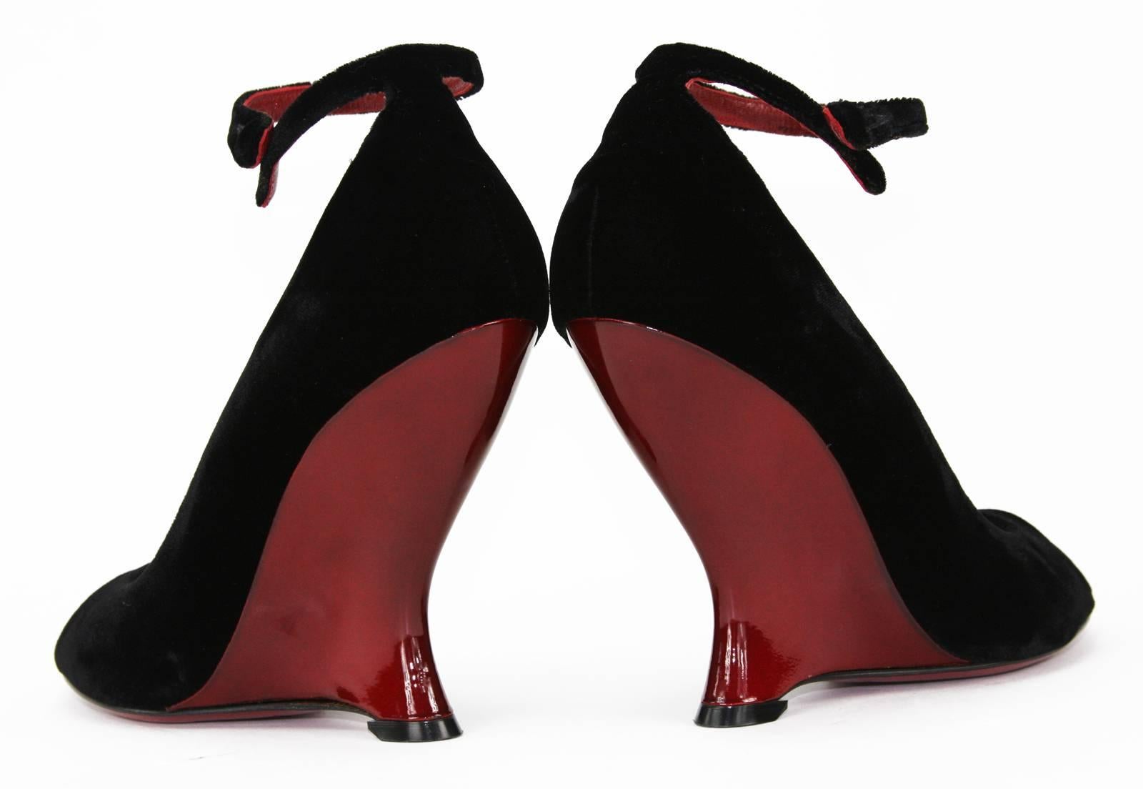 New Tom Ford for Yves Saint Laurent F/W 2004 Red Black Shoes It 38  38.5  39  42 For Sale 2