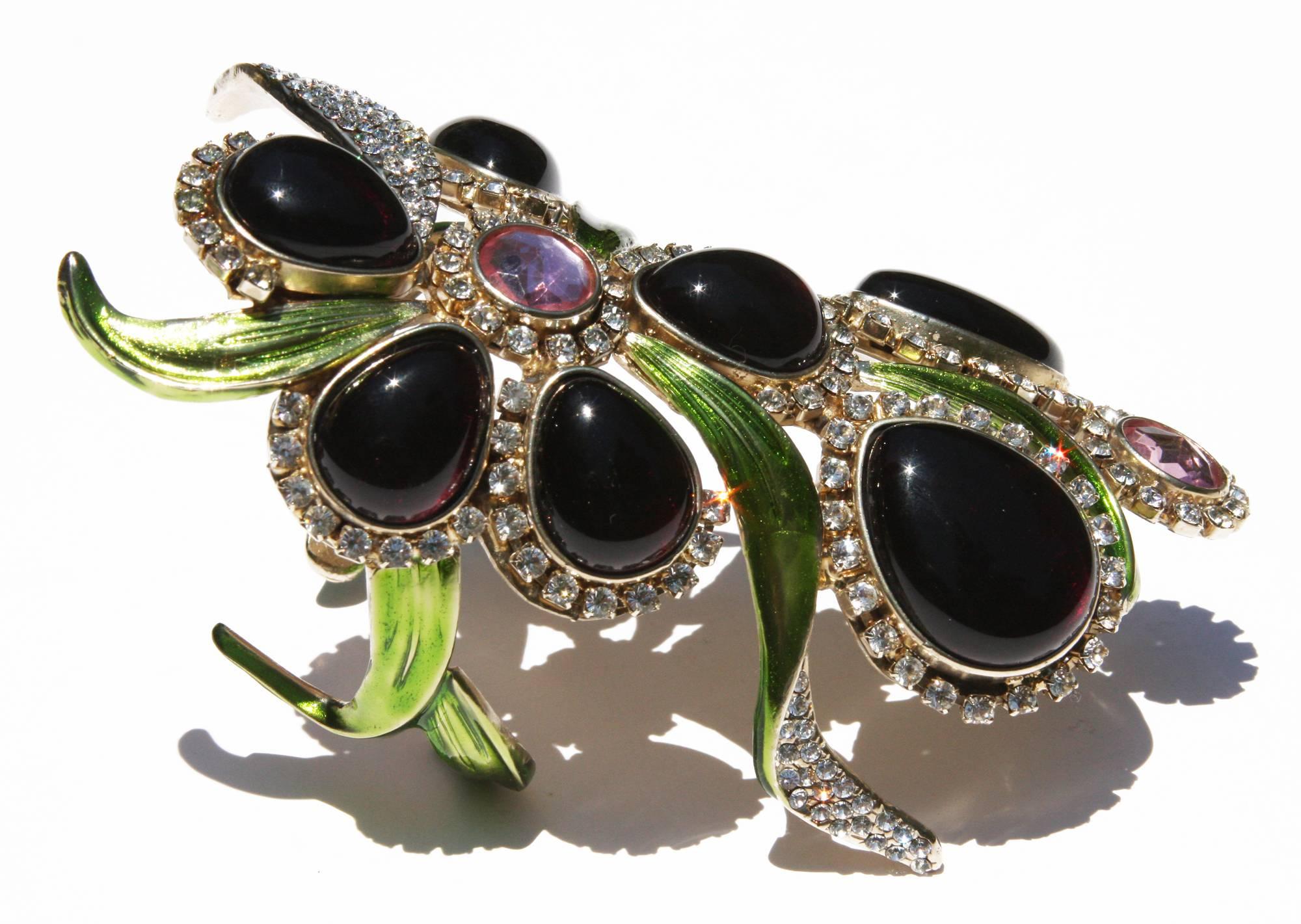 New Tom Ford for Yves Saint Laurent S/S 2004 Crystal Wide Bracelet and Clutch For Sale 1