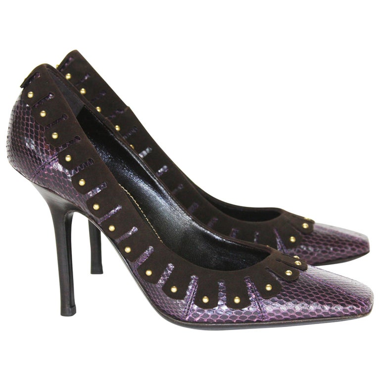 Chaussures à talons prunes cloutées en serpent Tom Ford pour Yves Saint  Laurent, taille 37,5, neuves Taille US 7,5 En vente sur 1stDibs