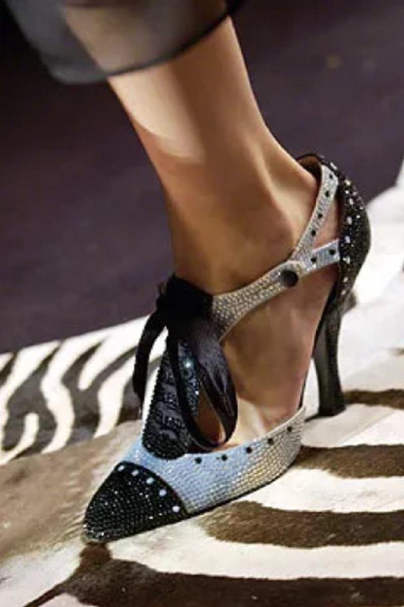 New Tom Ford for Yves Saint Laurent SS 2004 Crystal Embellished Pumps Shoes 38.5 For Sale 2