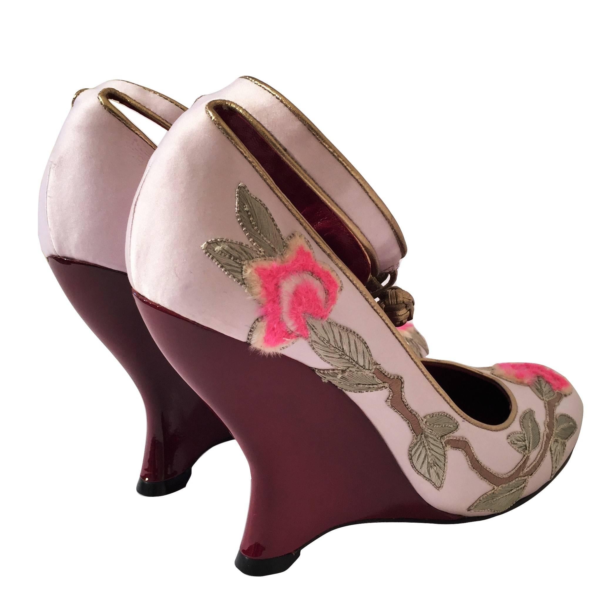 New Tom Ford for Yves Saint Laurent YSL Lotus Heels Final Collection 2004 Sz 38 For Sale 2