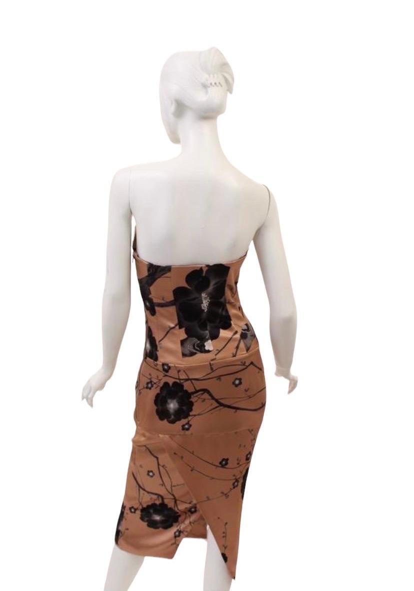 New Tom Ford Nude Cherry Blossom Embellished Asymmetric Wing Dress + Top It. 38 In New Condition For Sale In Montgomery, TX