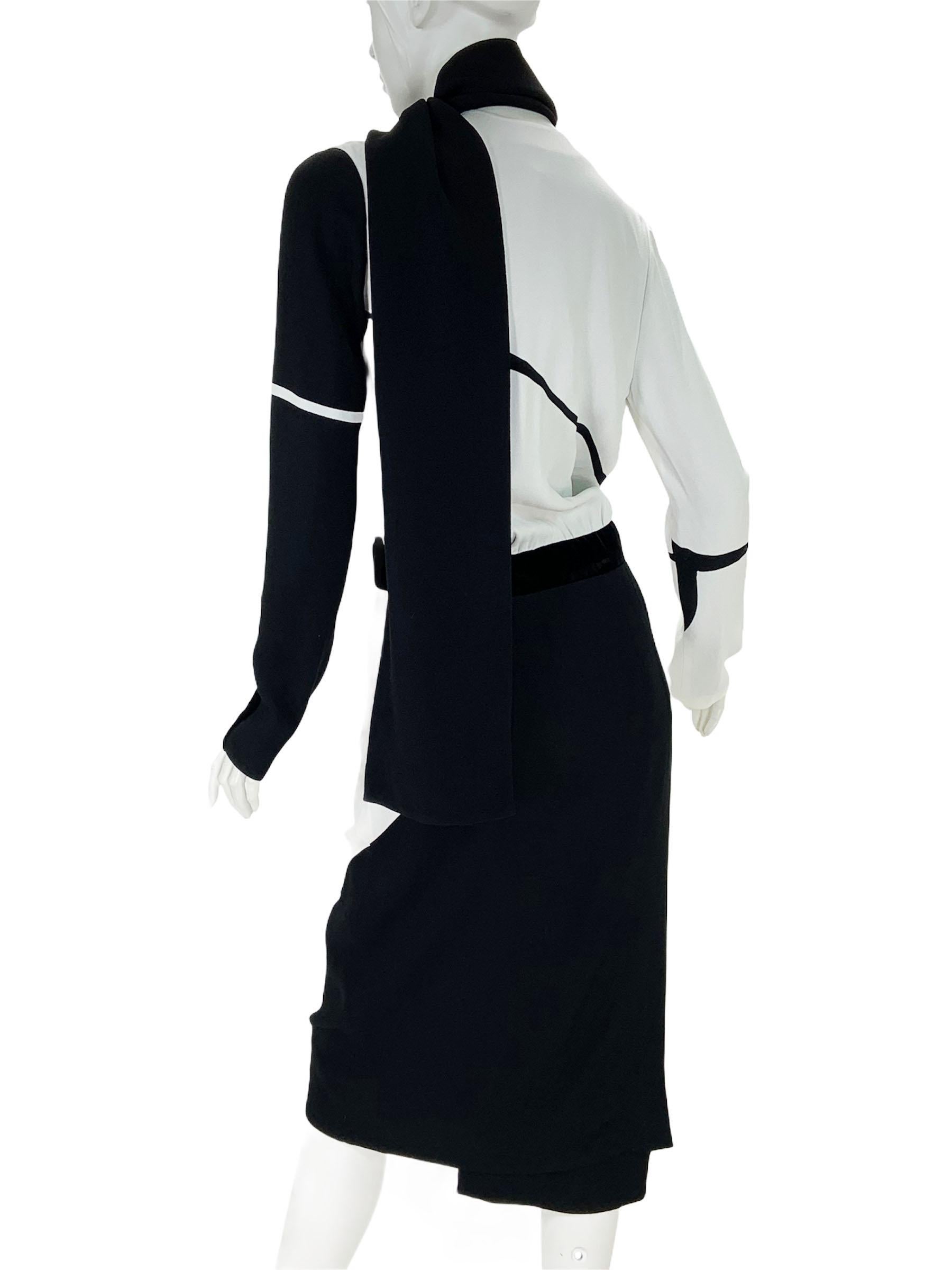 Gray New Tom Ford S/S 2017 Collection White Black Color-Block Cocktail Dress 38 & 40 For Sale
