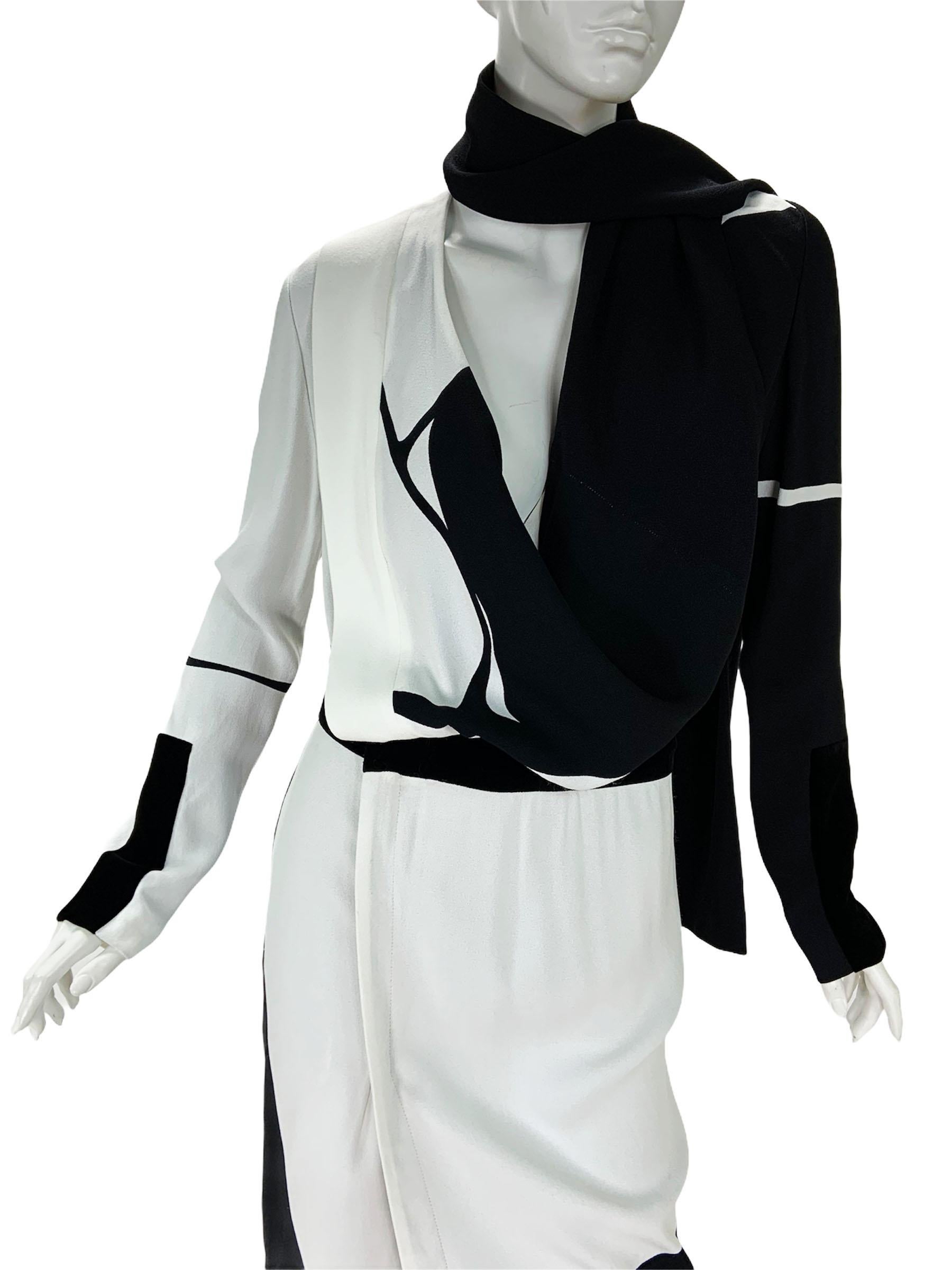 New Tom Ford S/S 2017 Collection White Black Color-Block Cocktail Dress 38 & 40 In New Condition For Sale In Montgomery, TX
