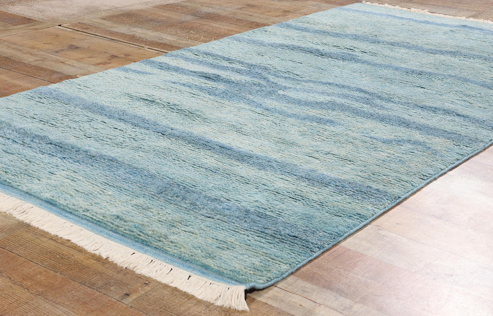 XXI secolo e contemporaneo New Tranquil Tides Tappeto marocchino moderno blu cielo, 04'01 x 07'11 in vendita