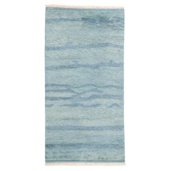 New Tranquil Tides Modern Sky Blue Moroccan Rug, 04'01 x 07'11