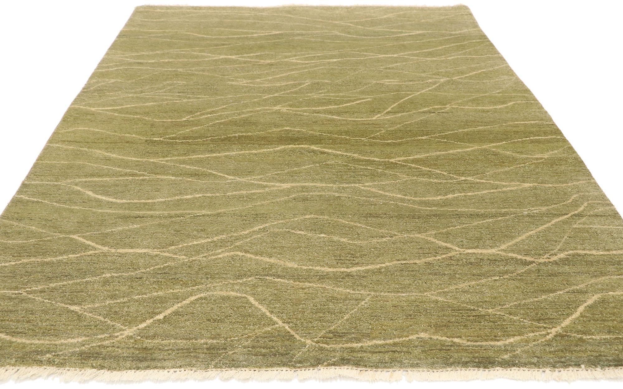 Indian New Transitional Accent Rug with Metamorphic Organic Modern Style For Sale