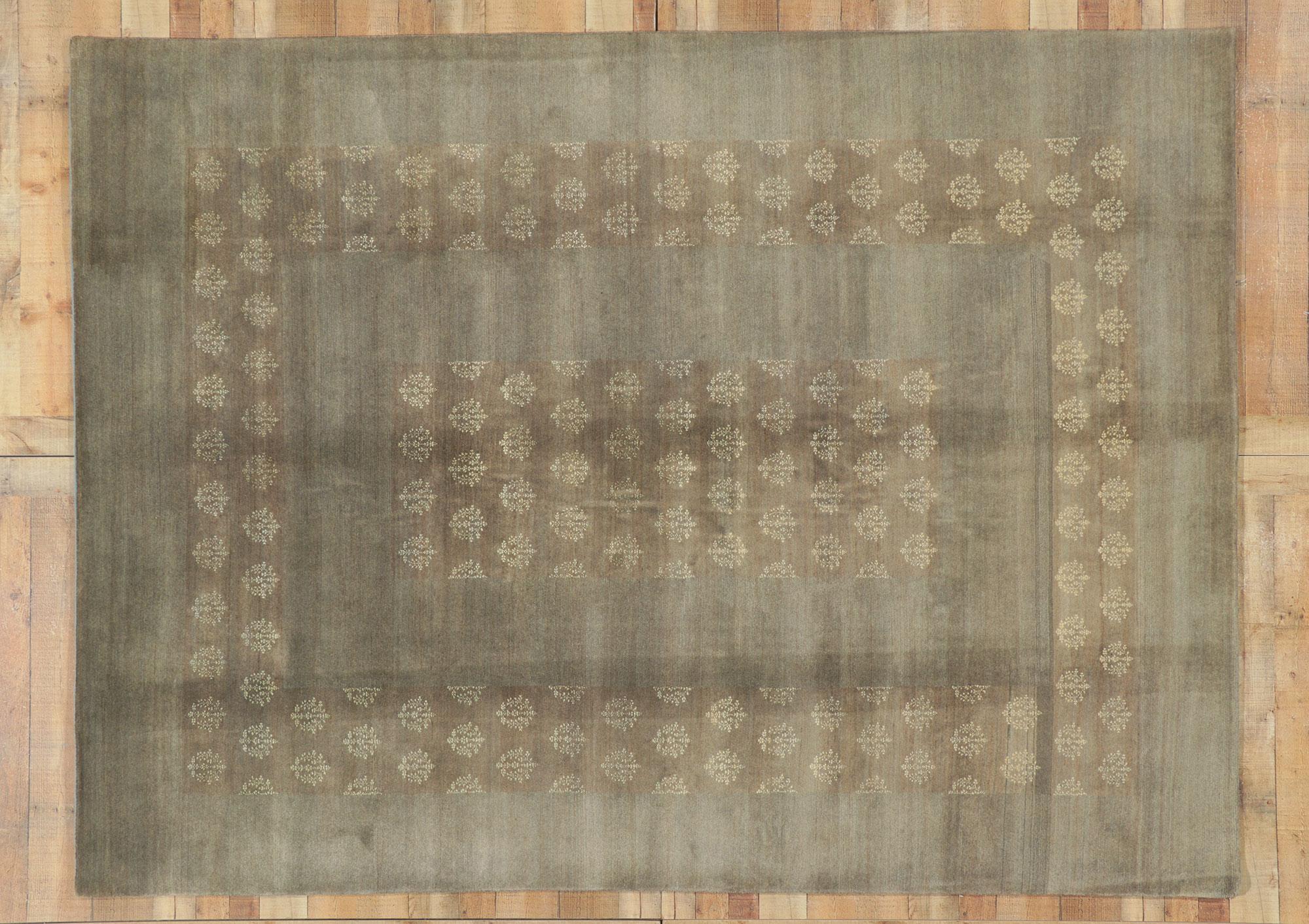 New Transitional Area Rug with Neutral Earth-Tone Colors In New Condition For Sale In Dallas, TX