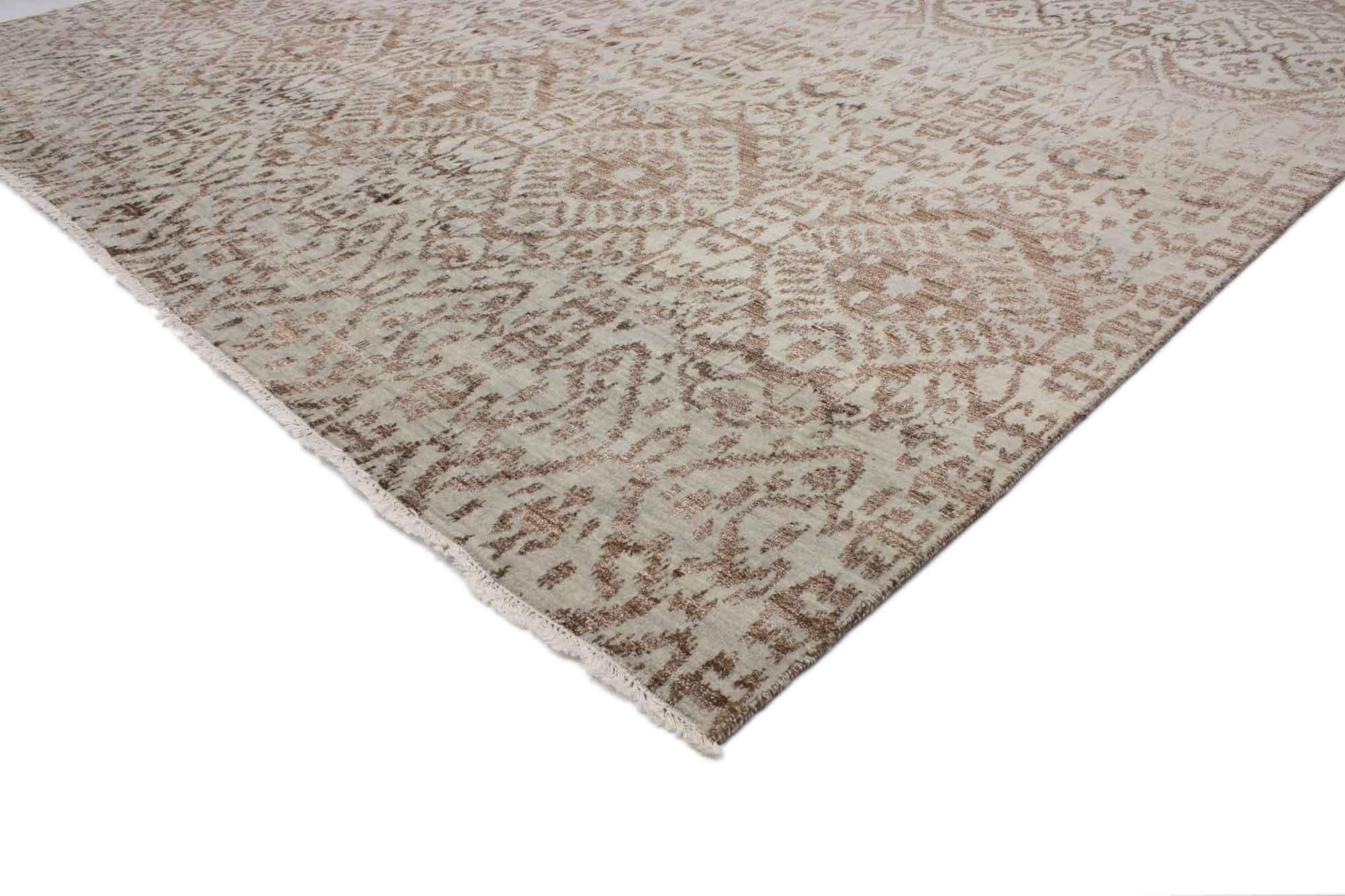 30328 New Transitional Ikat Area rug with Modern Style, Wool and Silk Ikat Rug 09'00 x 12'00. Balancing a timeless design and neutral colors, this hand-knotted wool transitional Ikat area rug beautifully displays modern style. The abrashed light