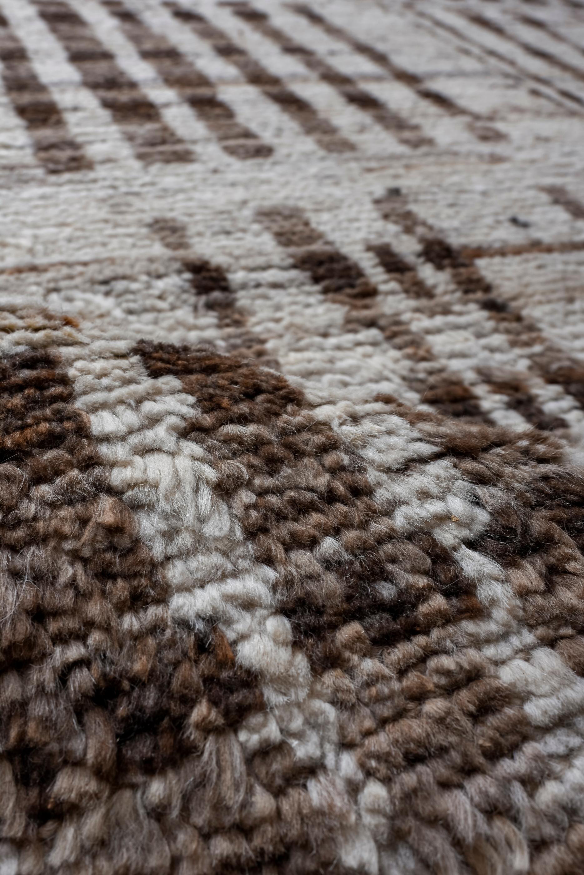 Wool New Tulu Rug with Sand Field and Tassels For Sale