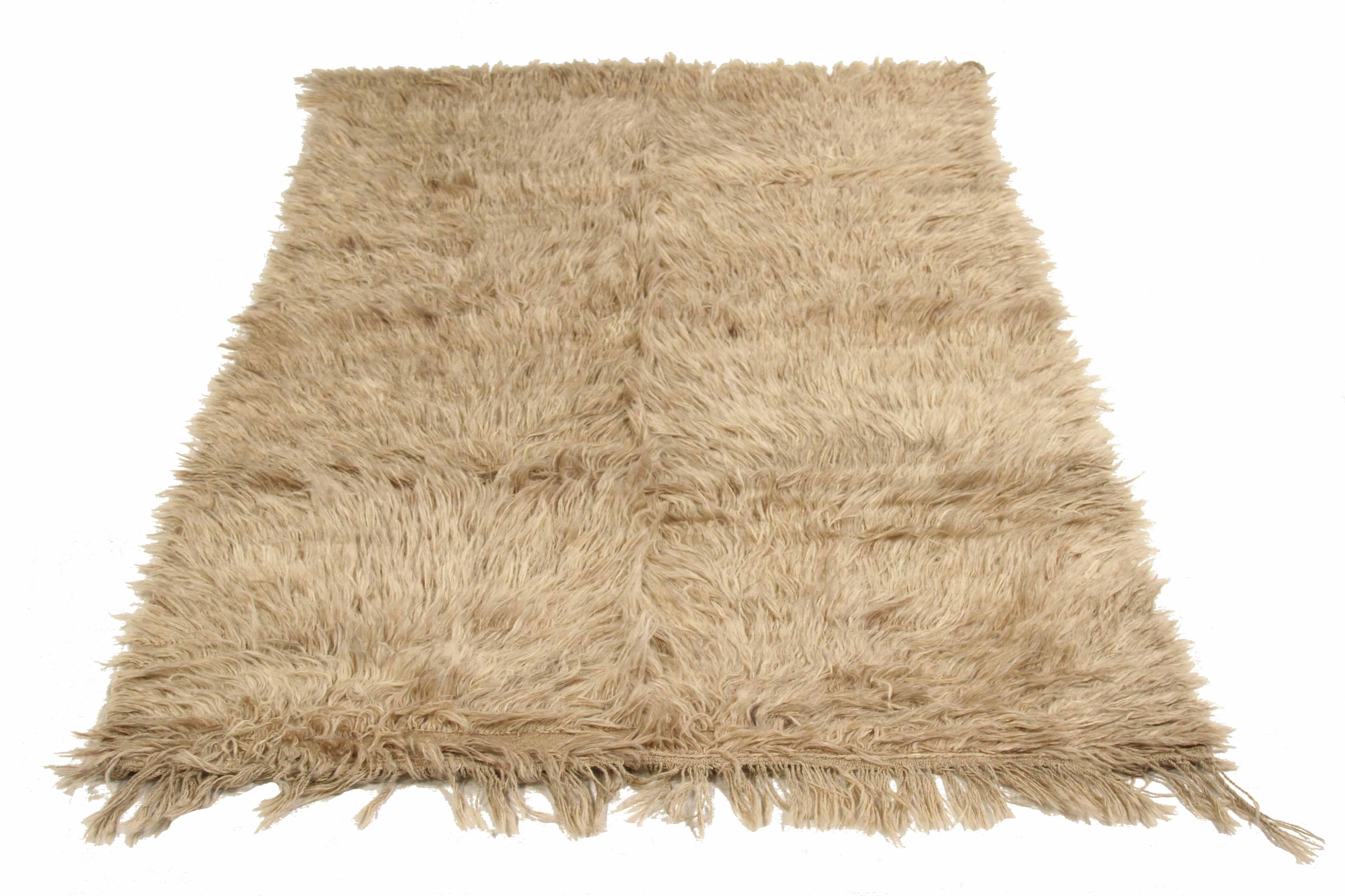New Turkish area rug handwoven from the finest sheep’s wool. It’s colored with all-natural vegetable dyes that are safe for humans and pets. It’s a traditional Tulu design handwoven by expert artisans. It’s a lovely area rug that can be incorporated