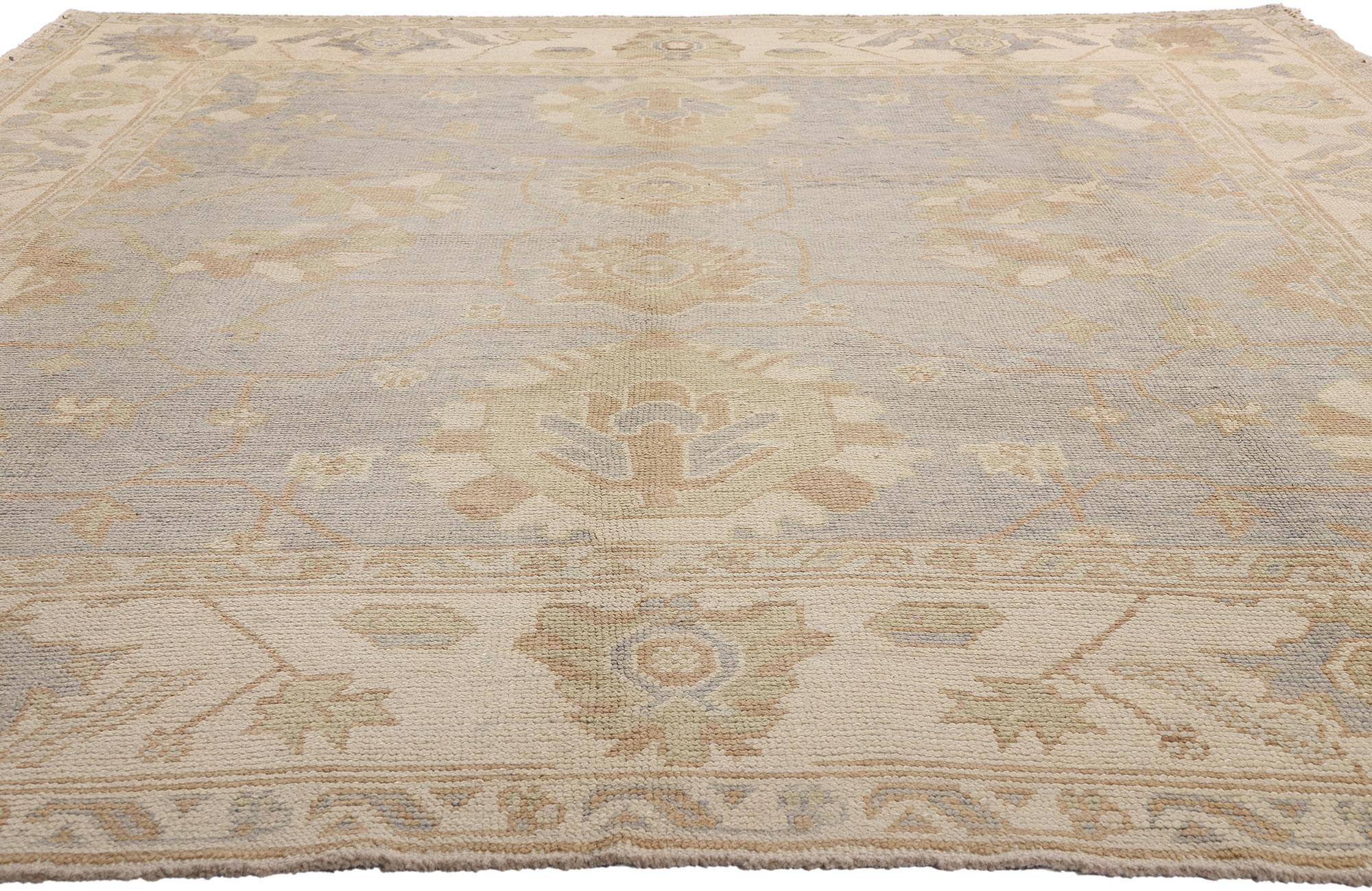 Neuer türkischer Oushak-Teppich (Handgeknüpft) im Angebot