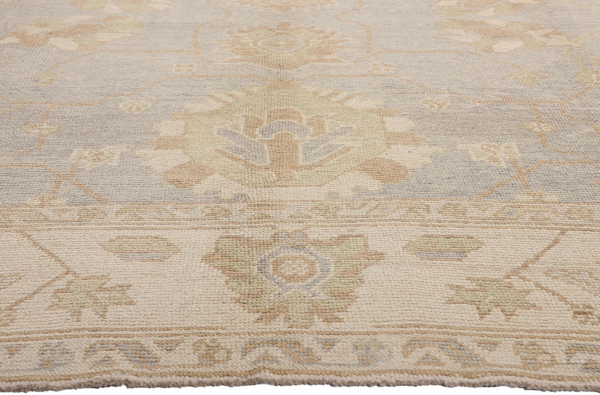 Neuer türkischer Oushak-Teppich (Wolle) im Angebot