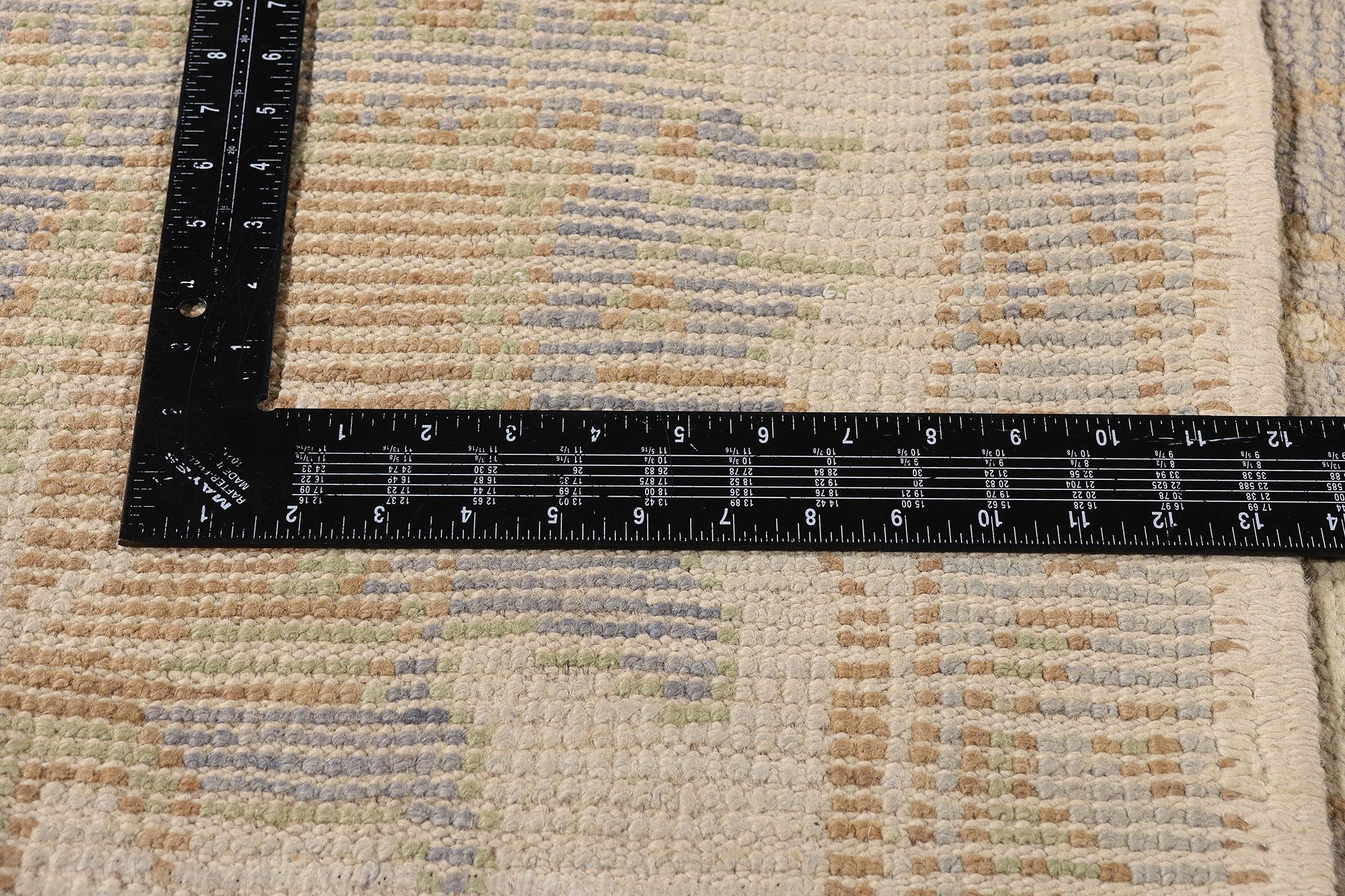 Neuer türkischer Oushak-Teppich im Angebot 1