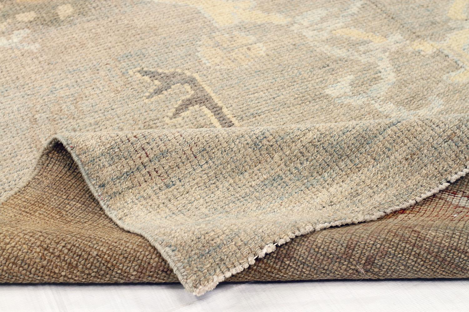 New Turkish Oushak Rug with Gray and Beige Botanical Details In New Condition For Sale In Dallas, TX
