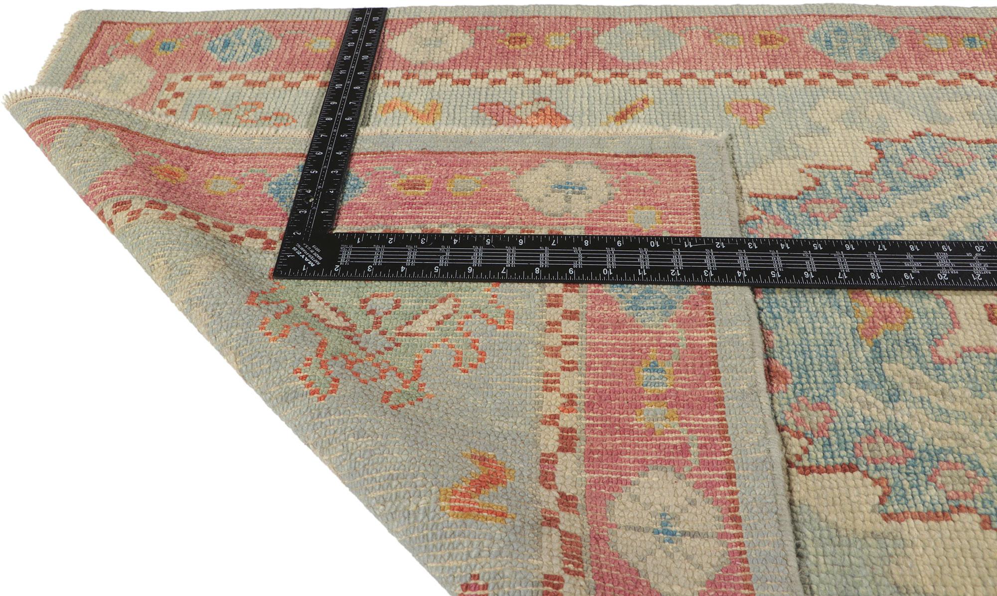 New Turkish Oushak Runner with Hacienda Boho Style In New Condition For Sale In Dallas, TX