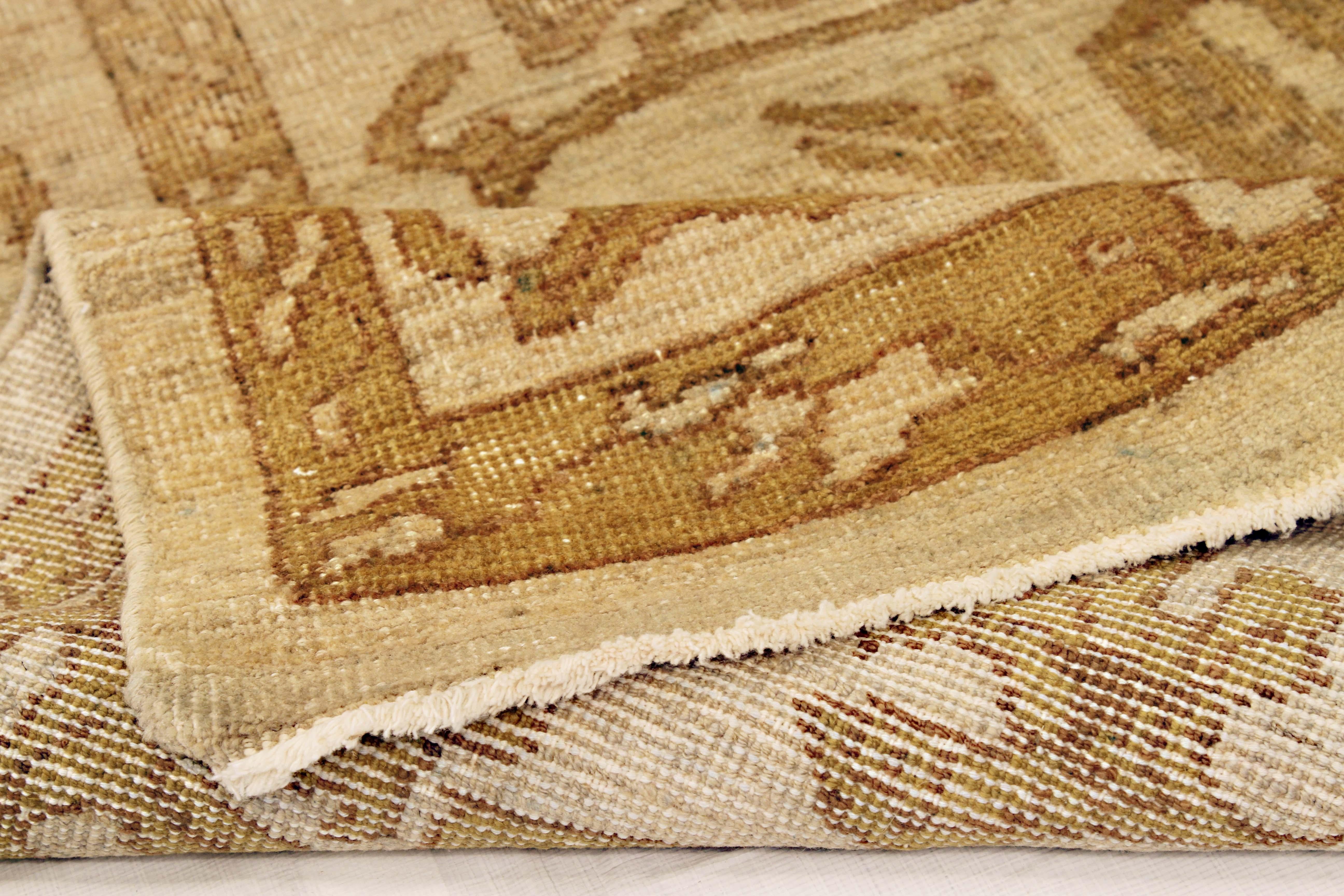 Tessuto a mano Nuovo tappeto turco in stile Sultanabad Rugs con motivi botanici marroni e dorati in vendita