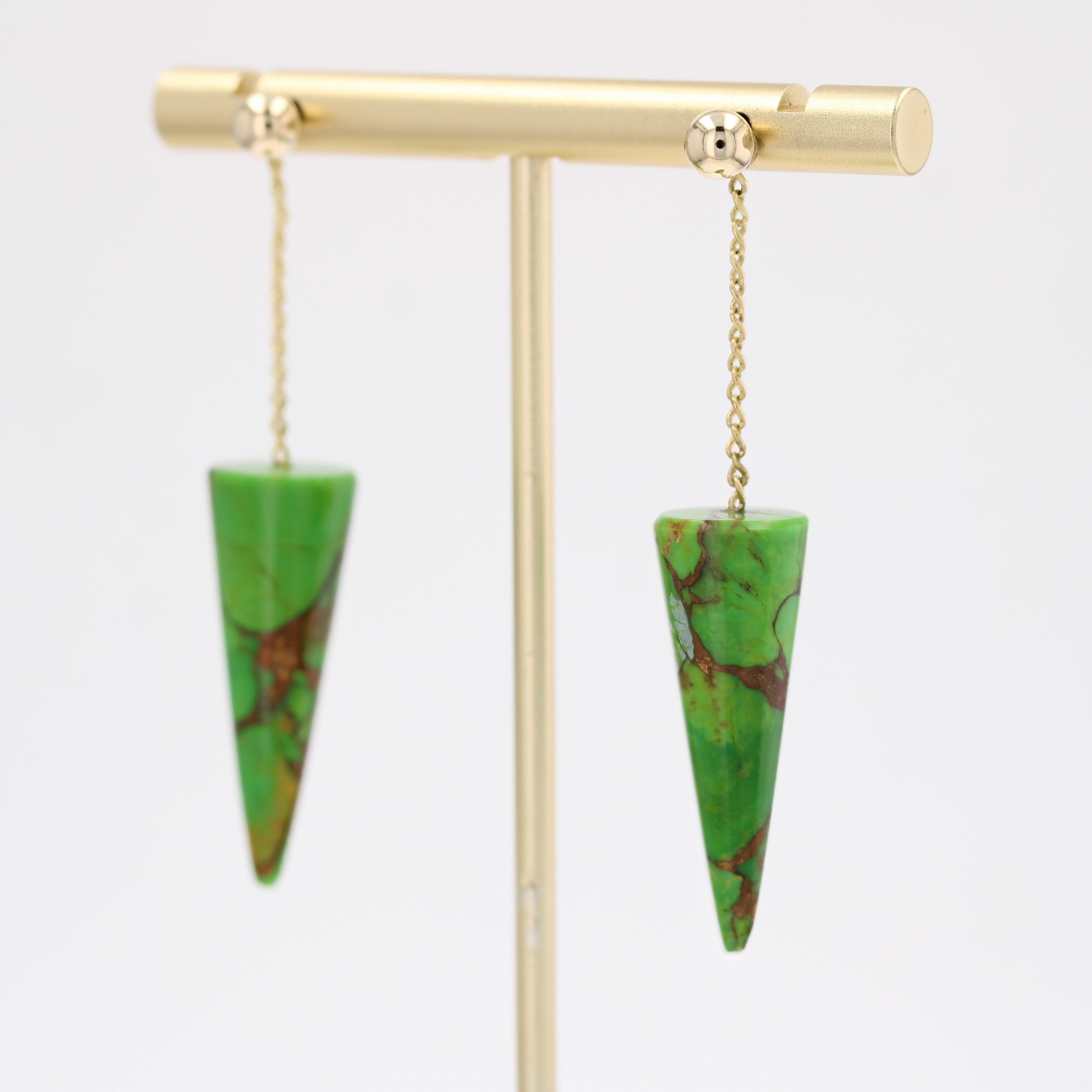 Taglio misto Nuovi orecchini pendenti in turchese del Turkmenistan in oro giallo 18 carati in vendita