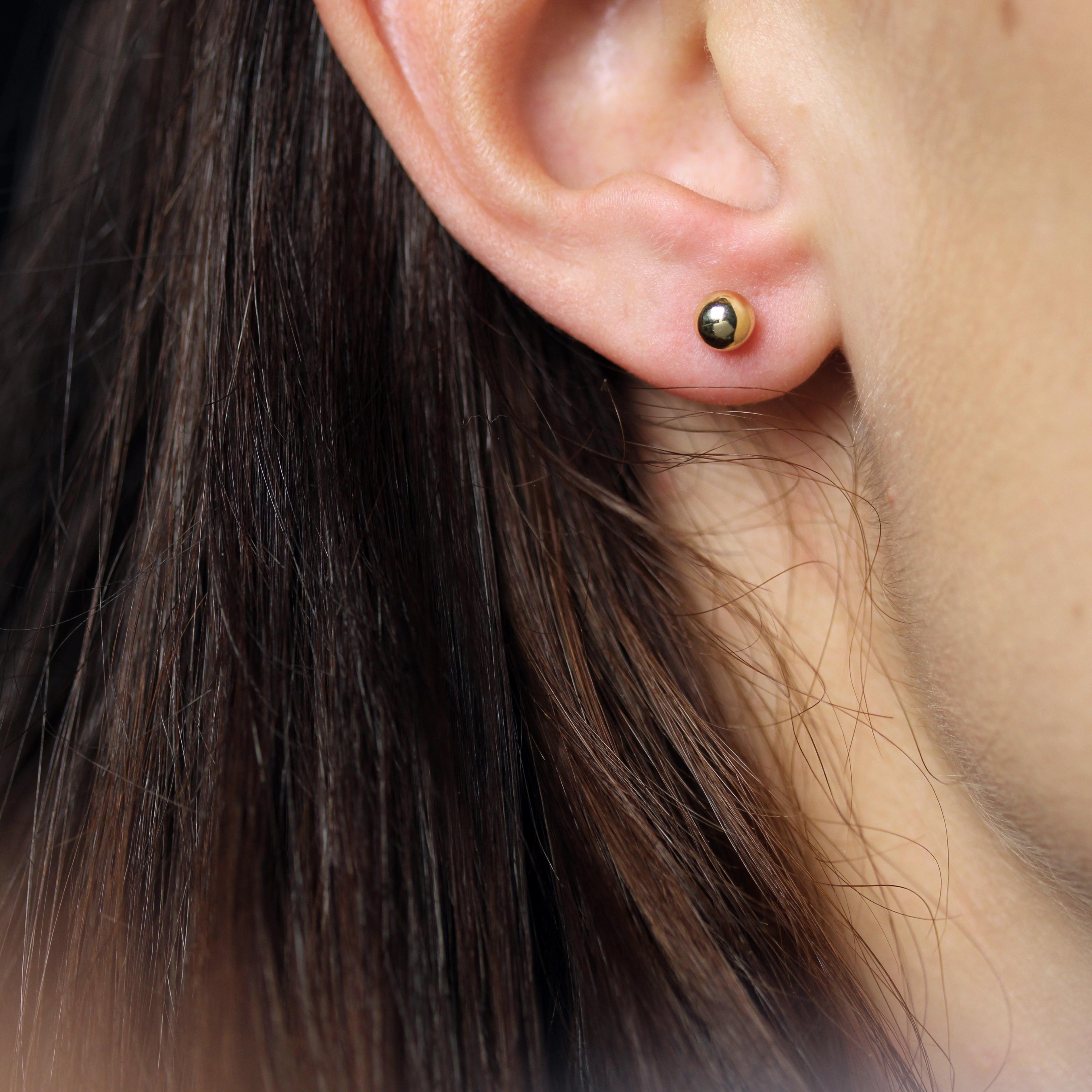 Nuovi orecchini pendenti in turchese del Turkmenistan in oro giallo 18 carati in vendita 1