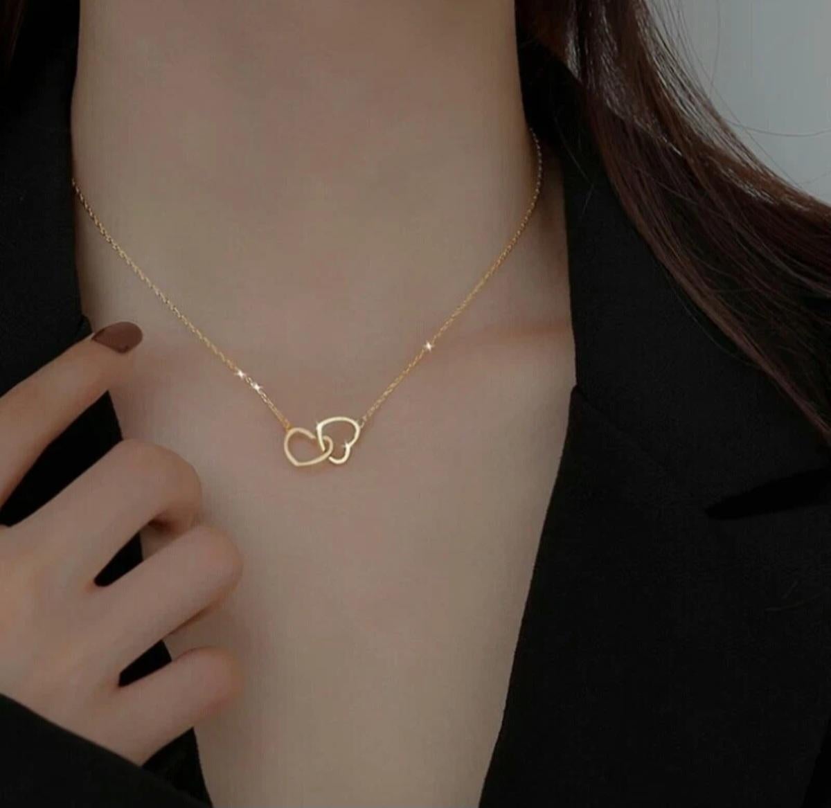 da uomo o donna New Two Heart Shaped Necklace Collana femminile dalla forma squisita Choker Moda Gioielli Regalo in vendita