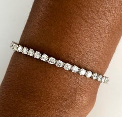 New Type of Spring Bangle Tennis Diamond Bracelet