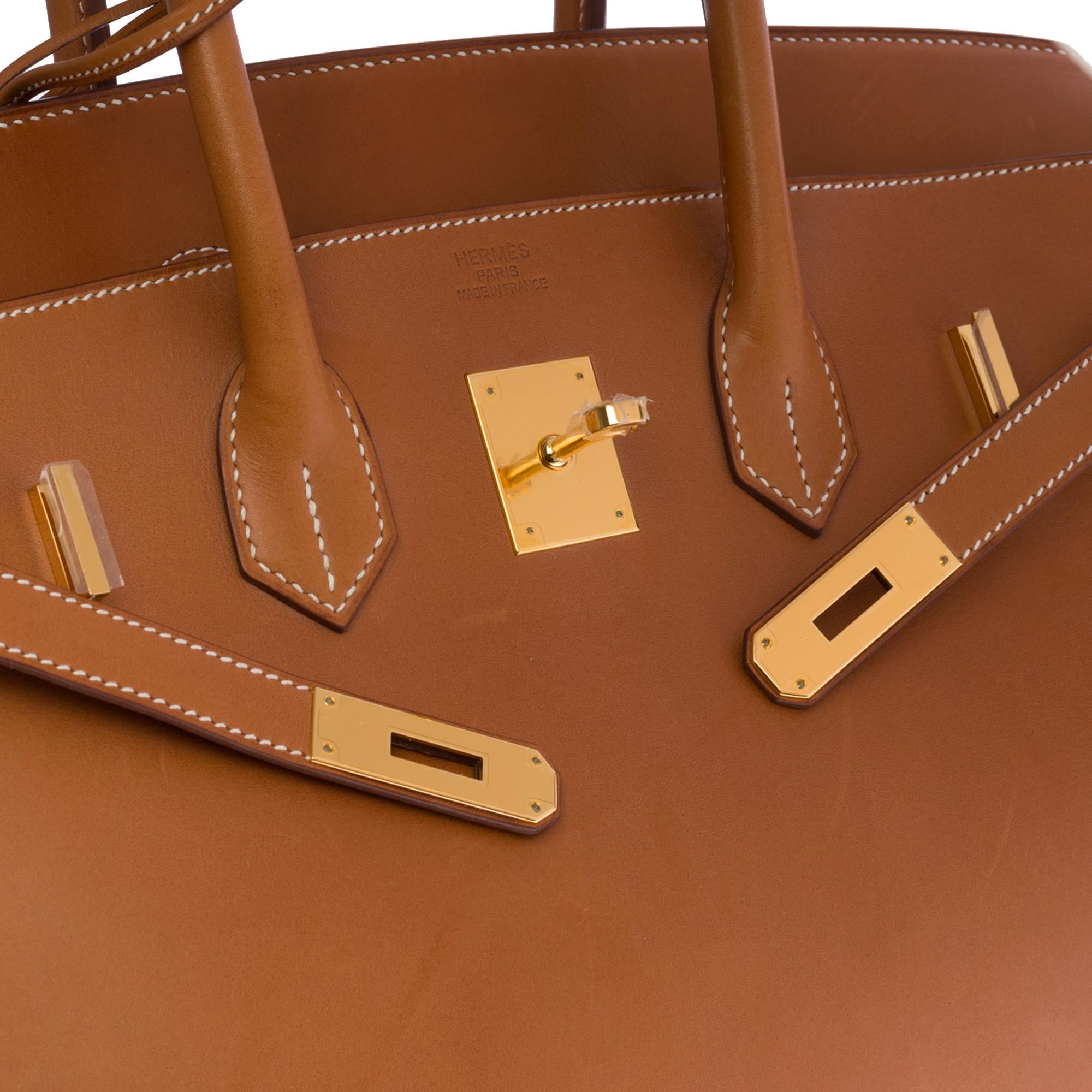 Women's NEW - ULTRA RARE- Hermès Birkin 35 handbag in Gold Barenia leather, GHW