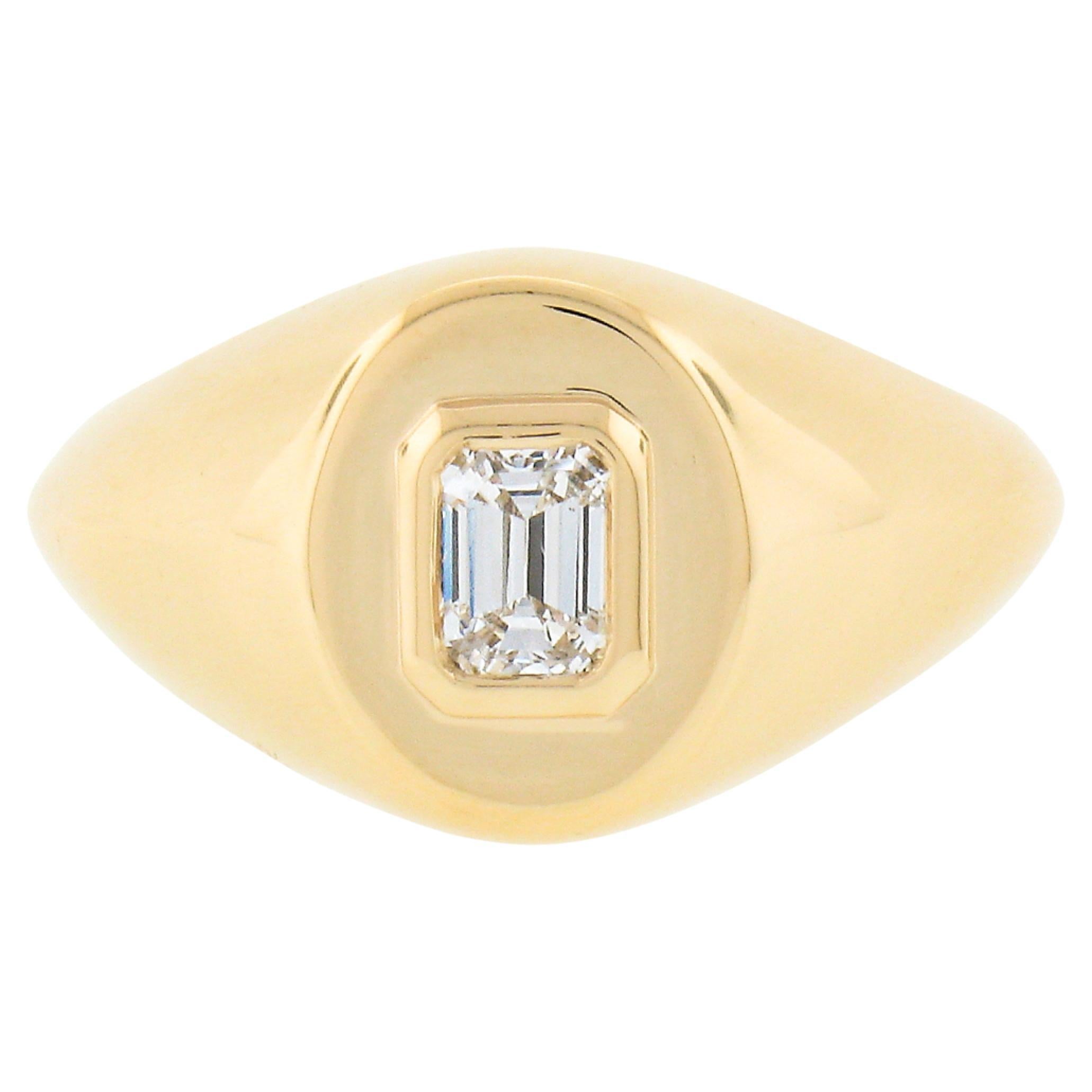 NEW Unisex 14k Gold 0.40ctw Emerald Cut Diamond Bezel Solitaire Signet Band Ring For Sale