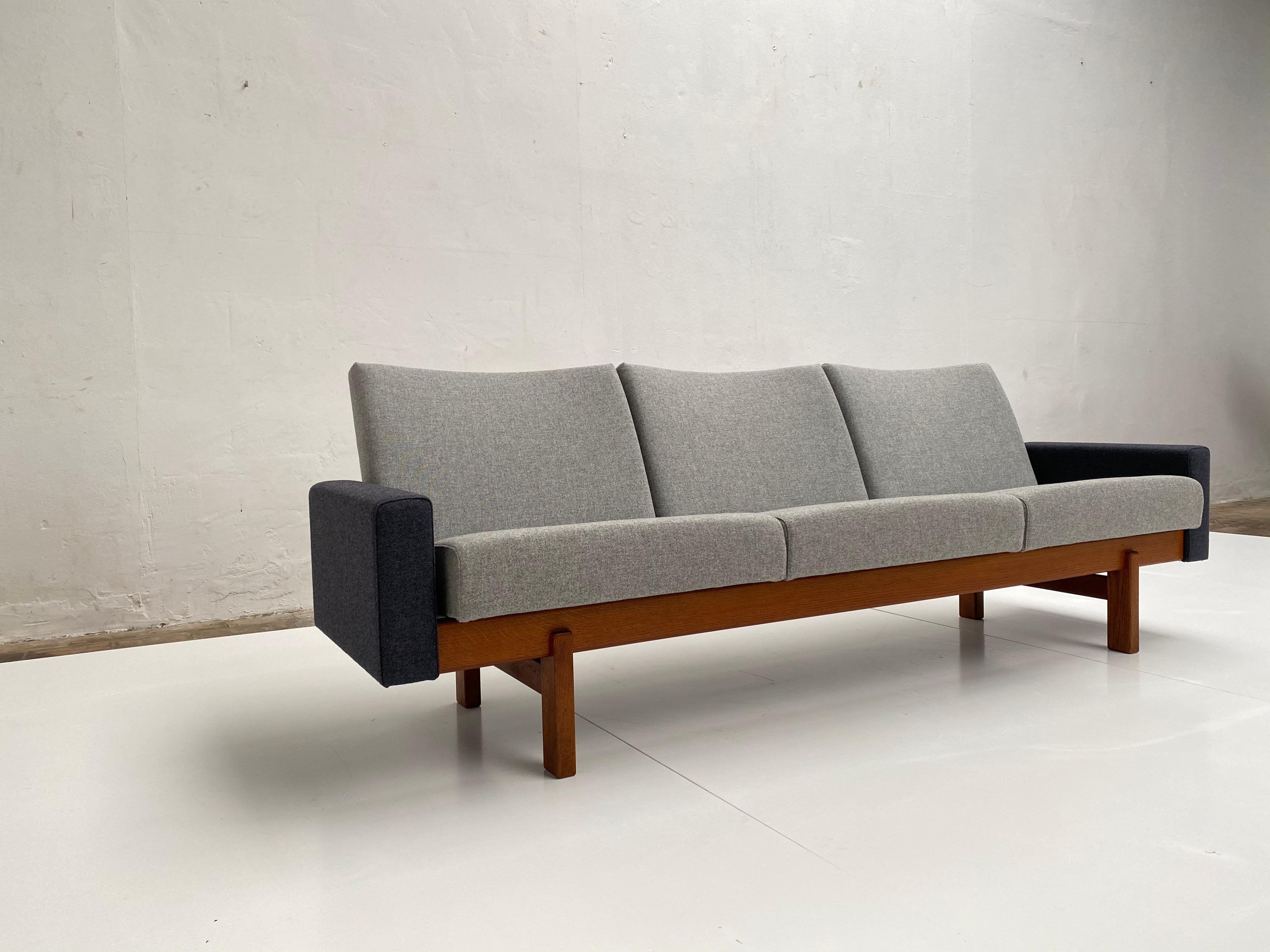 New Upholstered Yngve Ekstrom 'Accent' Sofa for Swedese, 1959 2
