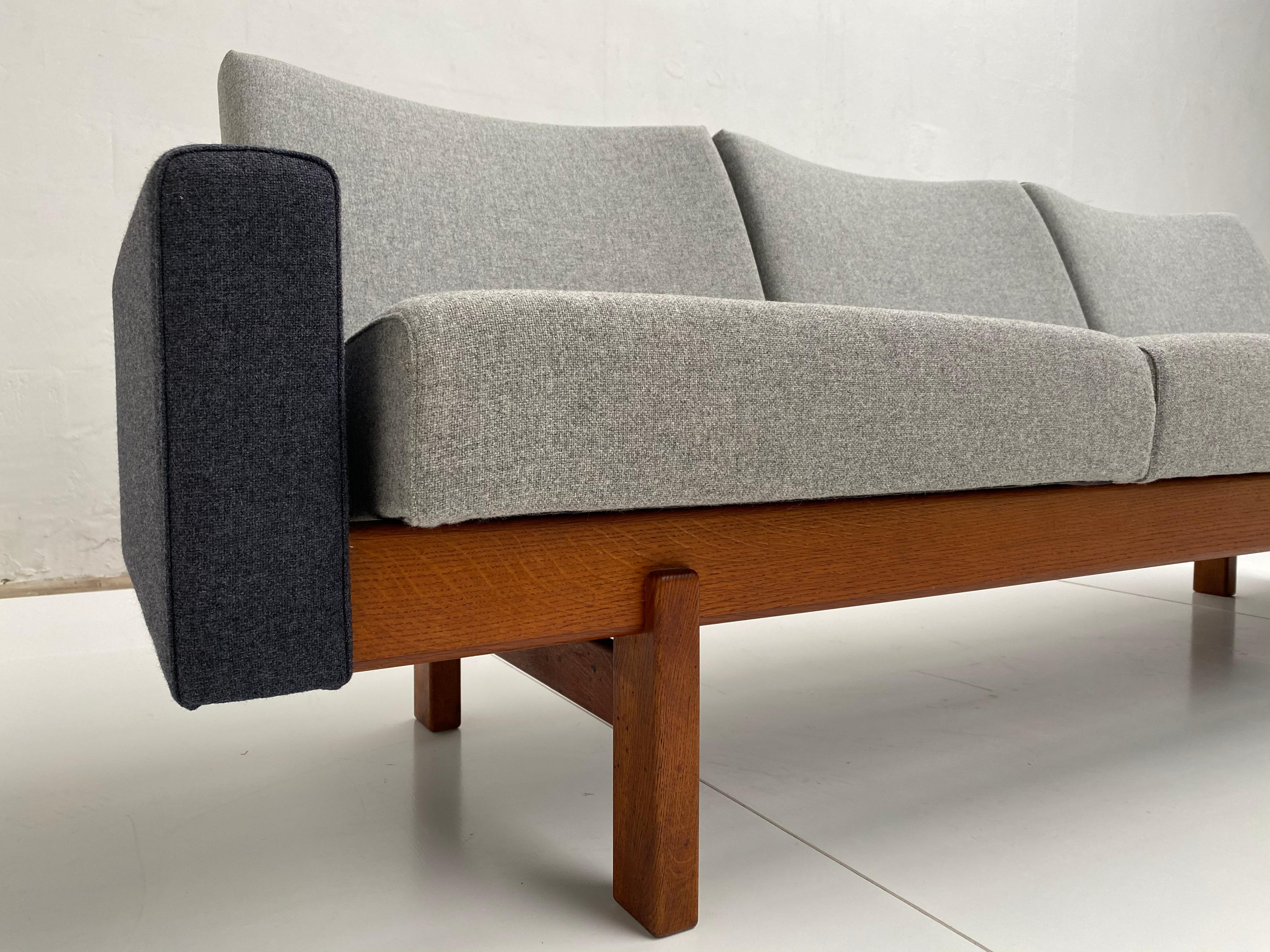 yngve ekström sofa