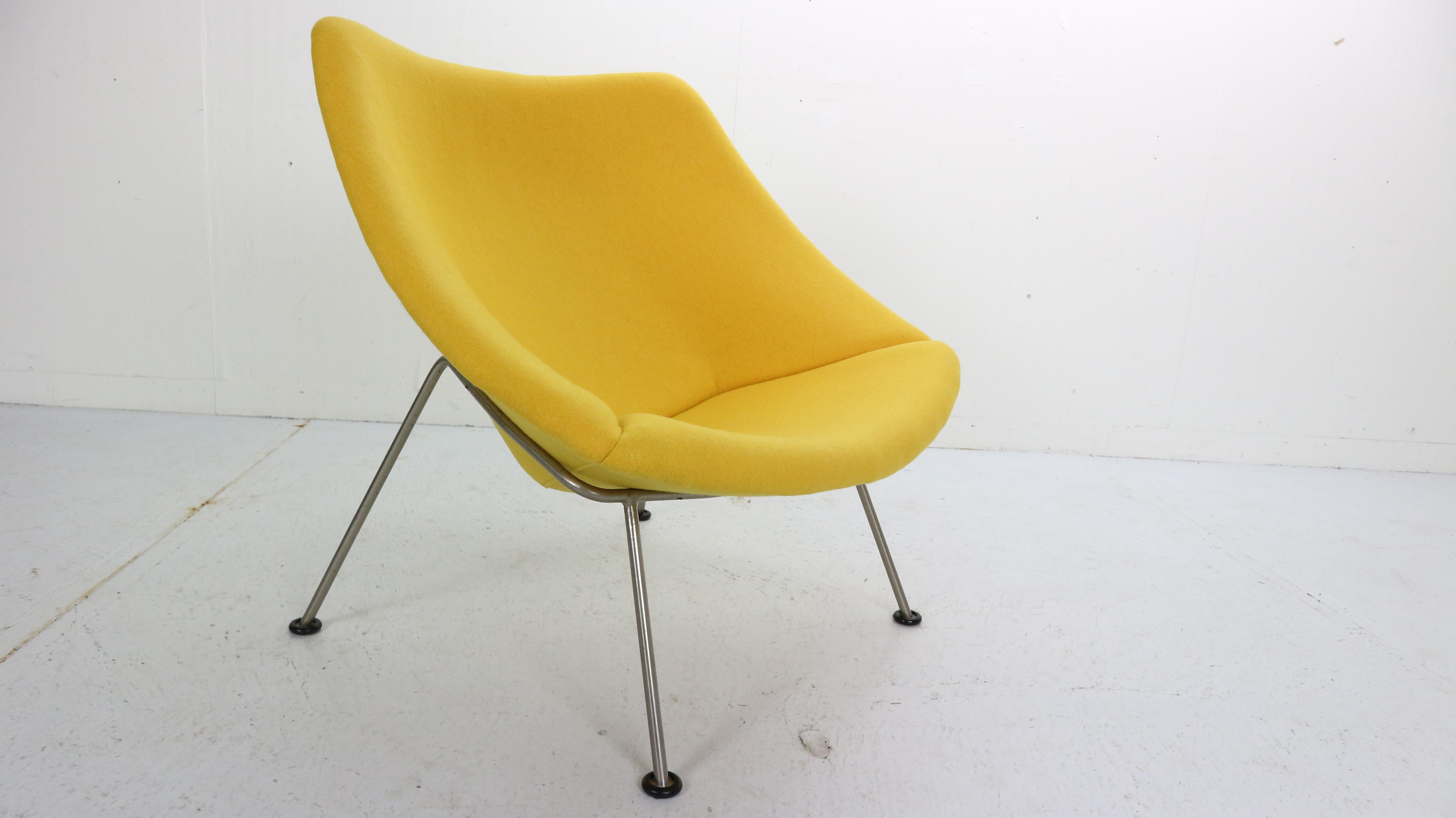 New Upholstery F157 Oyster Lounge Chair by Pierre Paulin for Artifort, 1960s 5