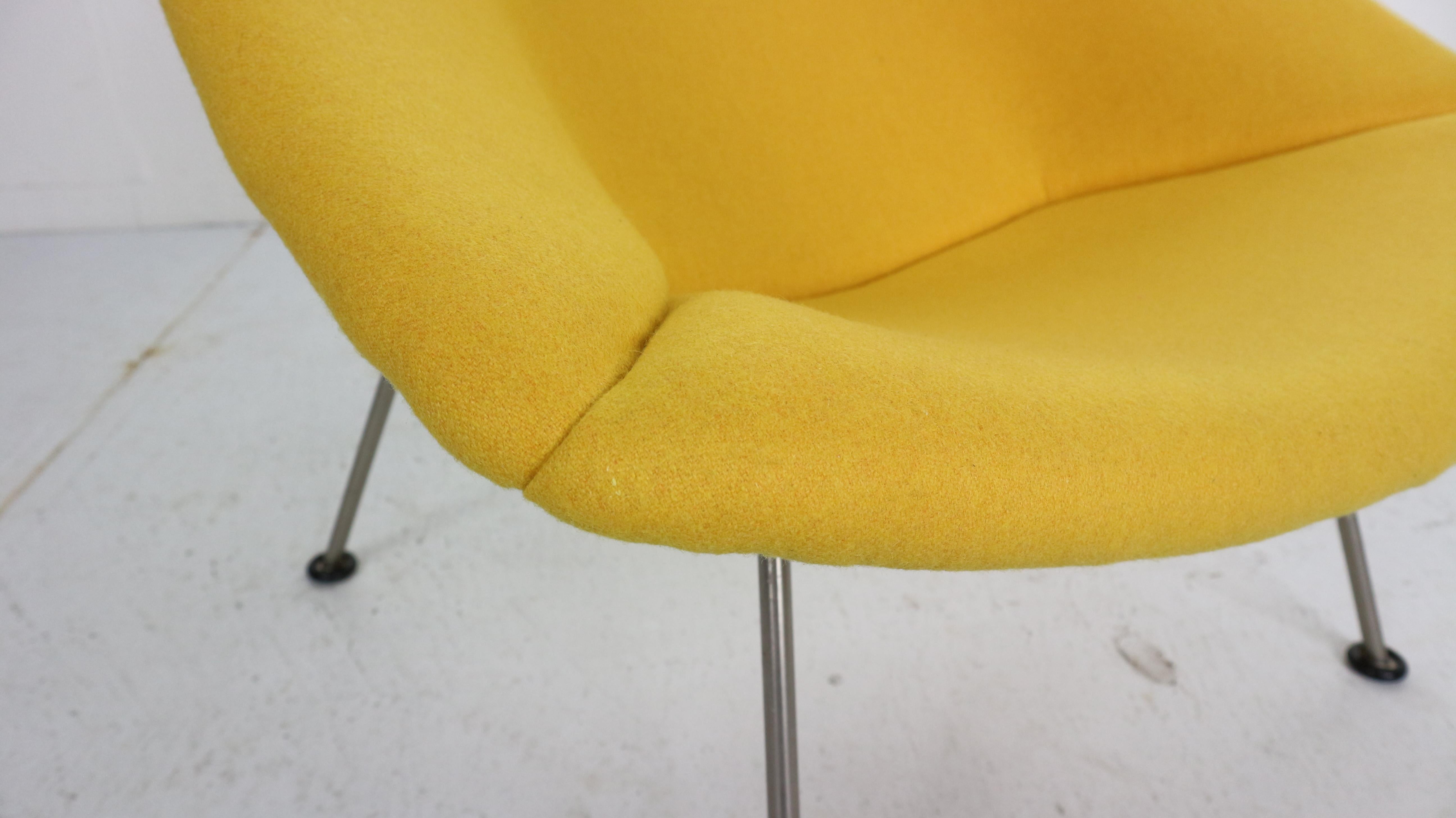 New Upholstery F157 Oyster Lounge Chair by Pierre Paulin for Artifort, 1960s 8