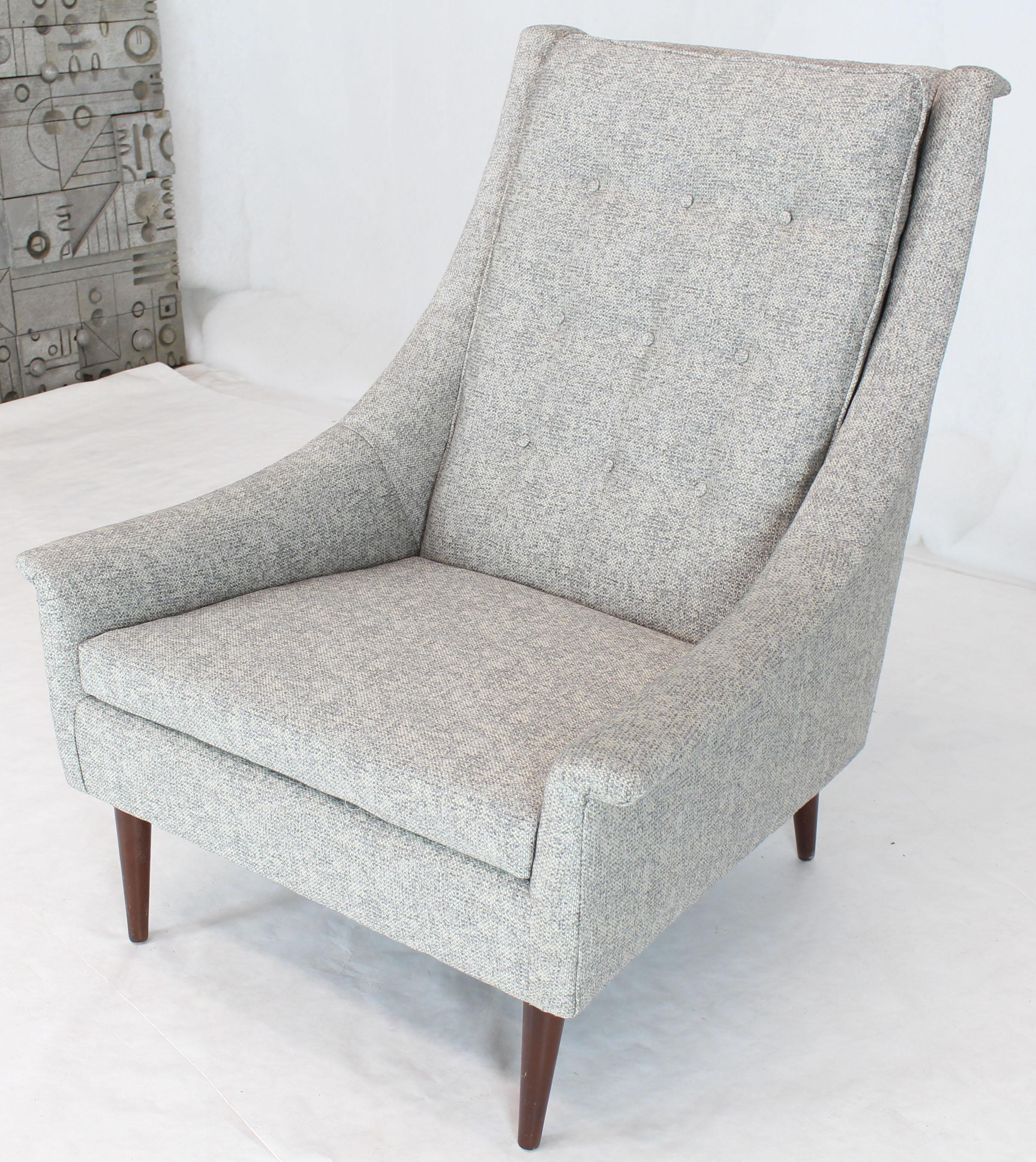New Upholstery Mid-Century Modern Lounge Chair (Chaise longue du milieu du siècle) en vente 1