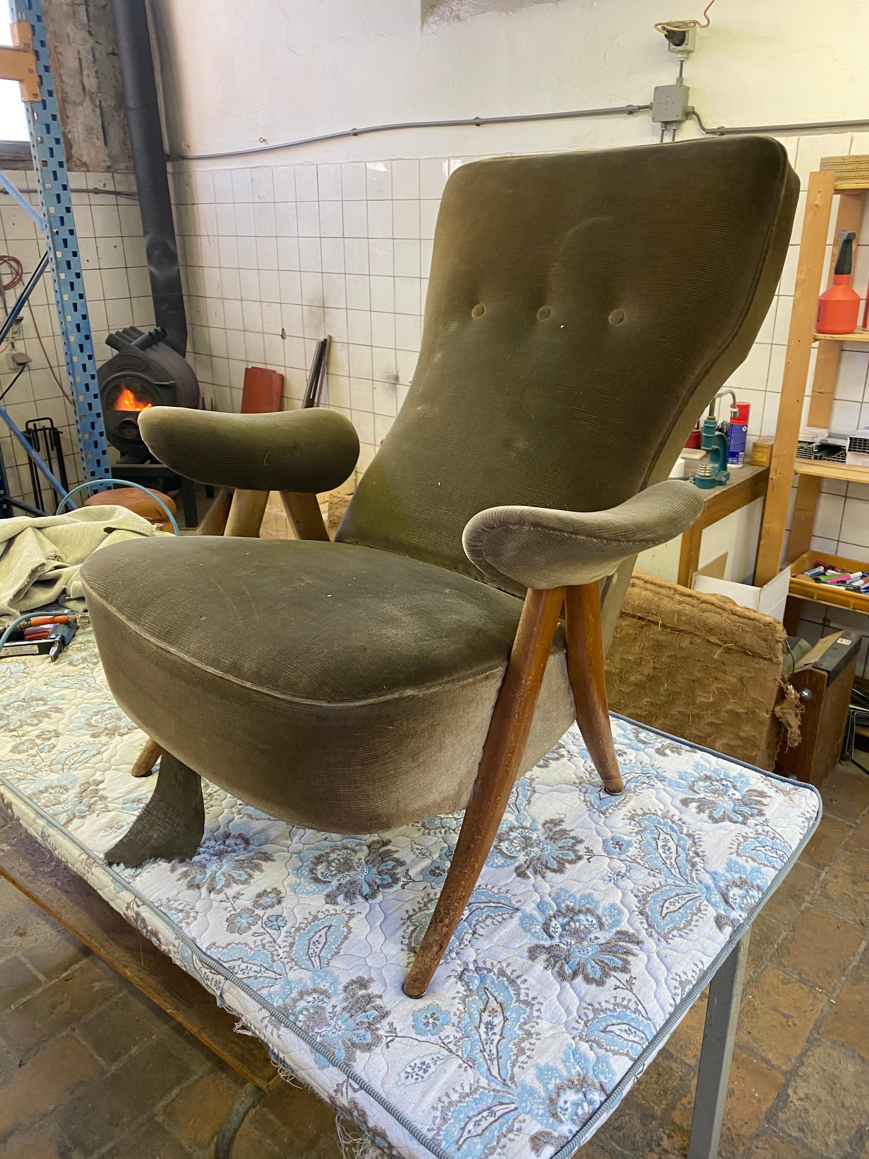 New Upholstery Theo Ruth Model 105 Lounge Chair, Artifort, 1957, the Netherlands 3