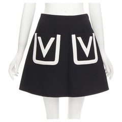 new VALENTINO 100% virgin wool black V Logo patch pocket A-line skirt IT38 XS