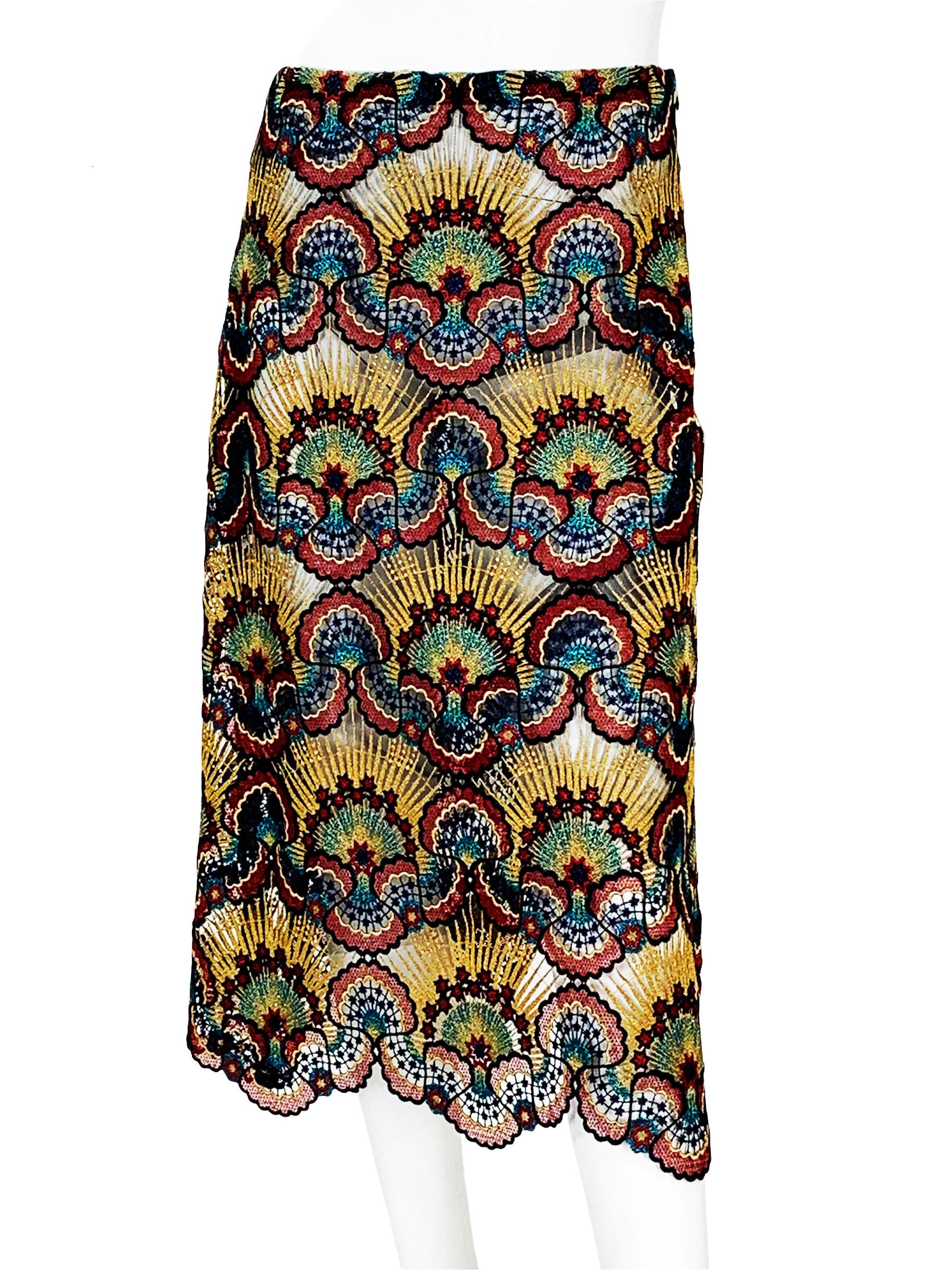 New Valentino Metallic Sheer Lace Skirt
Pre-Fall 2016 Collection
Italian size - 42
Metallic Multicolor Palette - Gold, Burgundy, Navy, Blue.
A-Line Style, Sheer Lace, Black Thin Tulle Lining, Side Zip Closure.
Measurements: Waist - 30 inches, Length