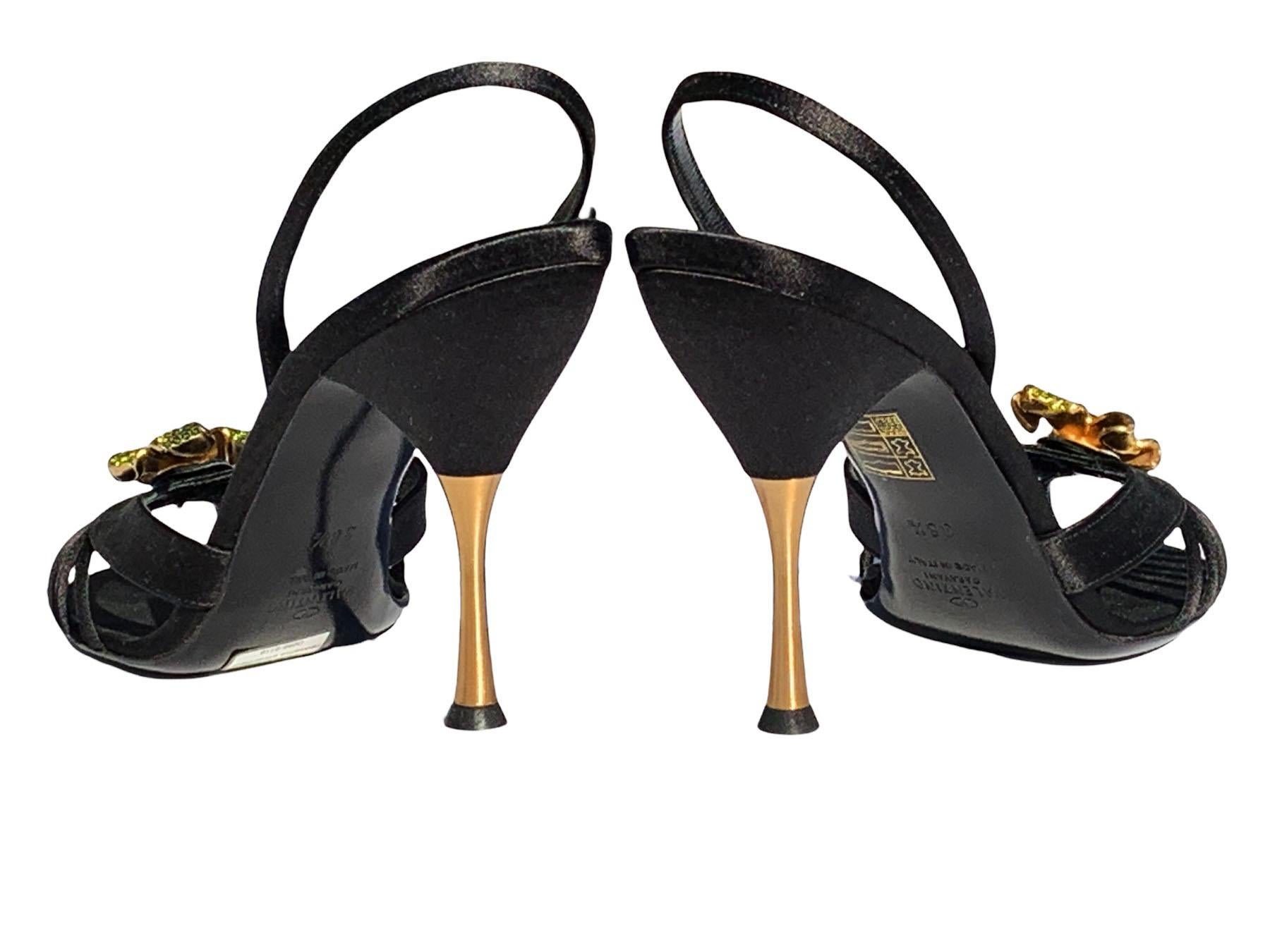 New Valentino Garavani 2006 Black Jeweled Shoes Sandals 38.5 + Matching Clutch  For Sale 1