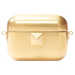 VALENTINO Rockstud AirPods Pro Gold Metall Crossbody Miniaudiere Kette Gehäuse