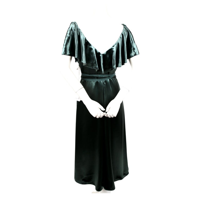 slim fit dress slacks Laurel Velvet Midi Dress - Emerald Green main image 1