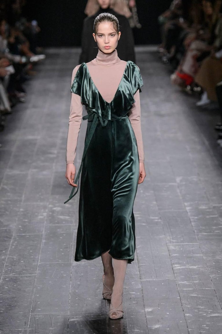 NEW VALENTINO ruffled green velvet midi runway dress, 2016 For Sale at  1stDibs
